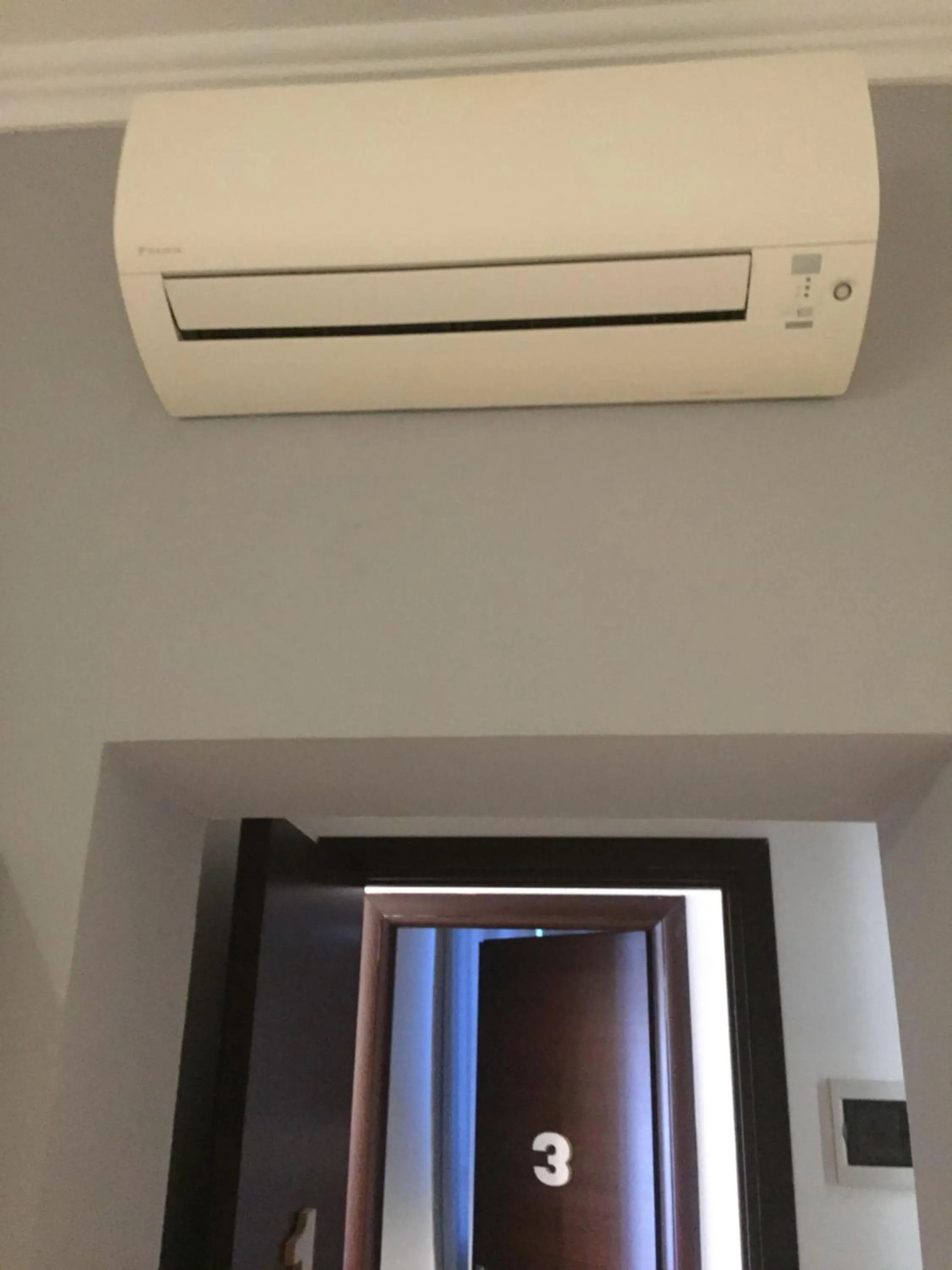 Bedroom in Bakirooms