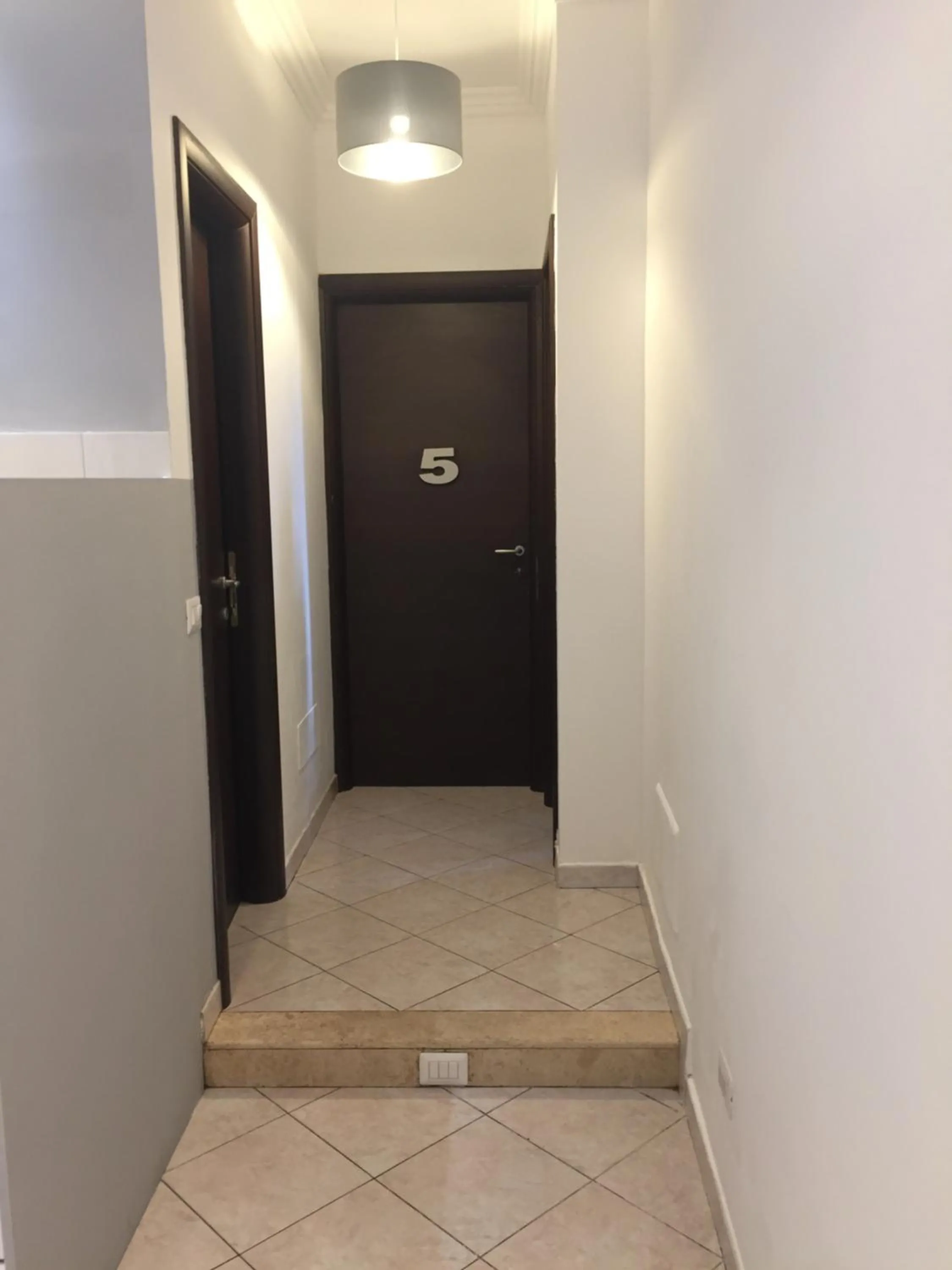 Facade/entrance in Bakirooms