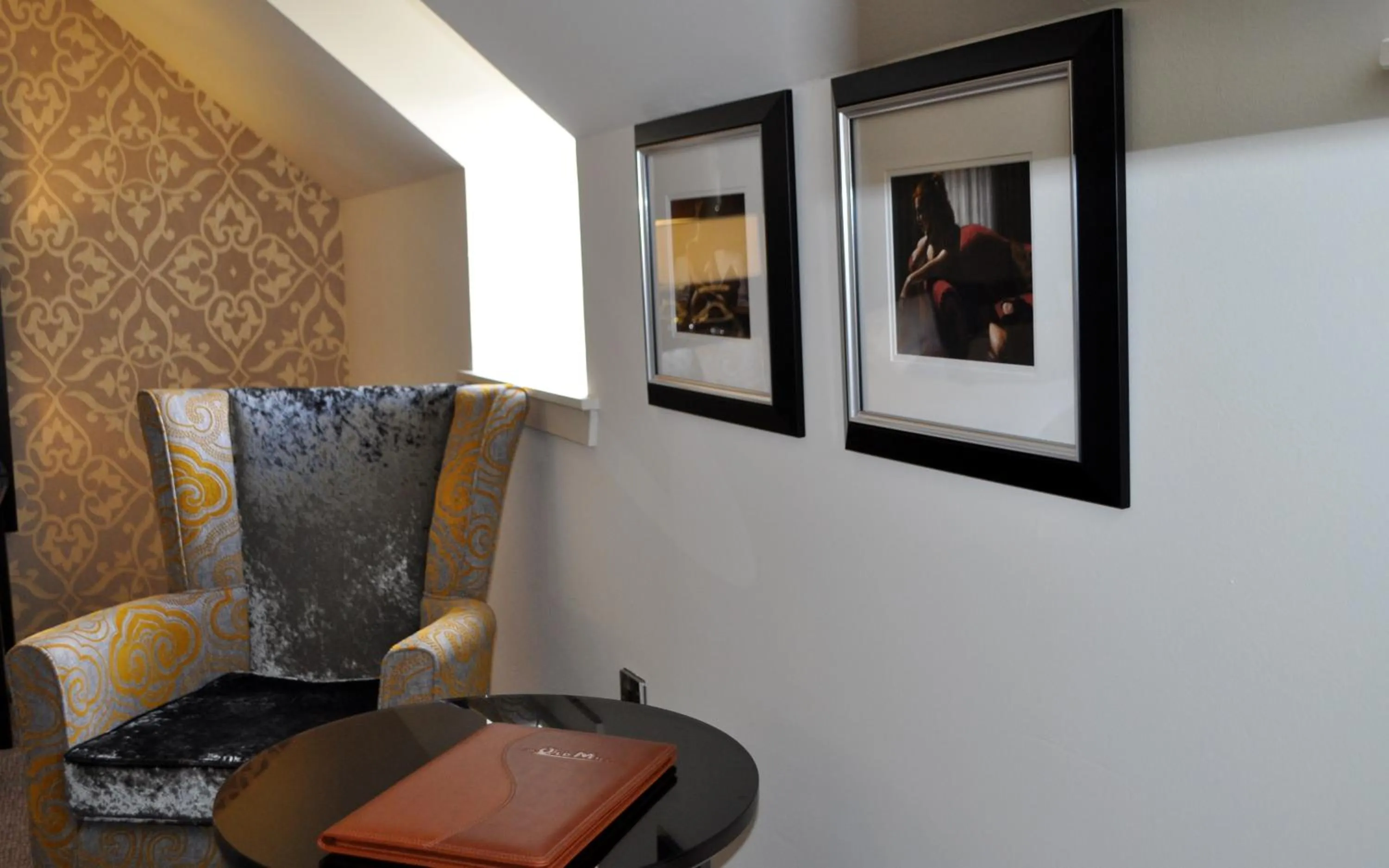 Decorative detail in The Old Mill Inn