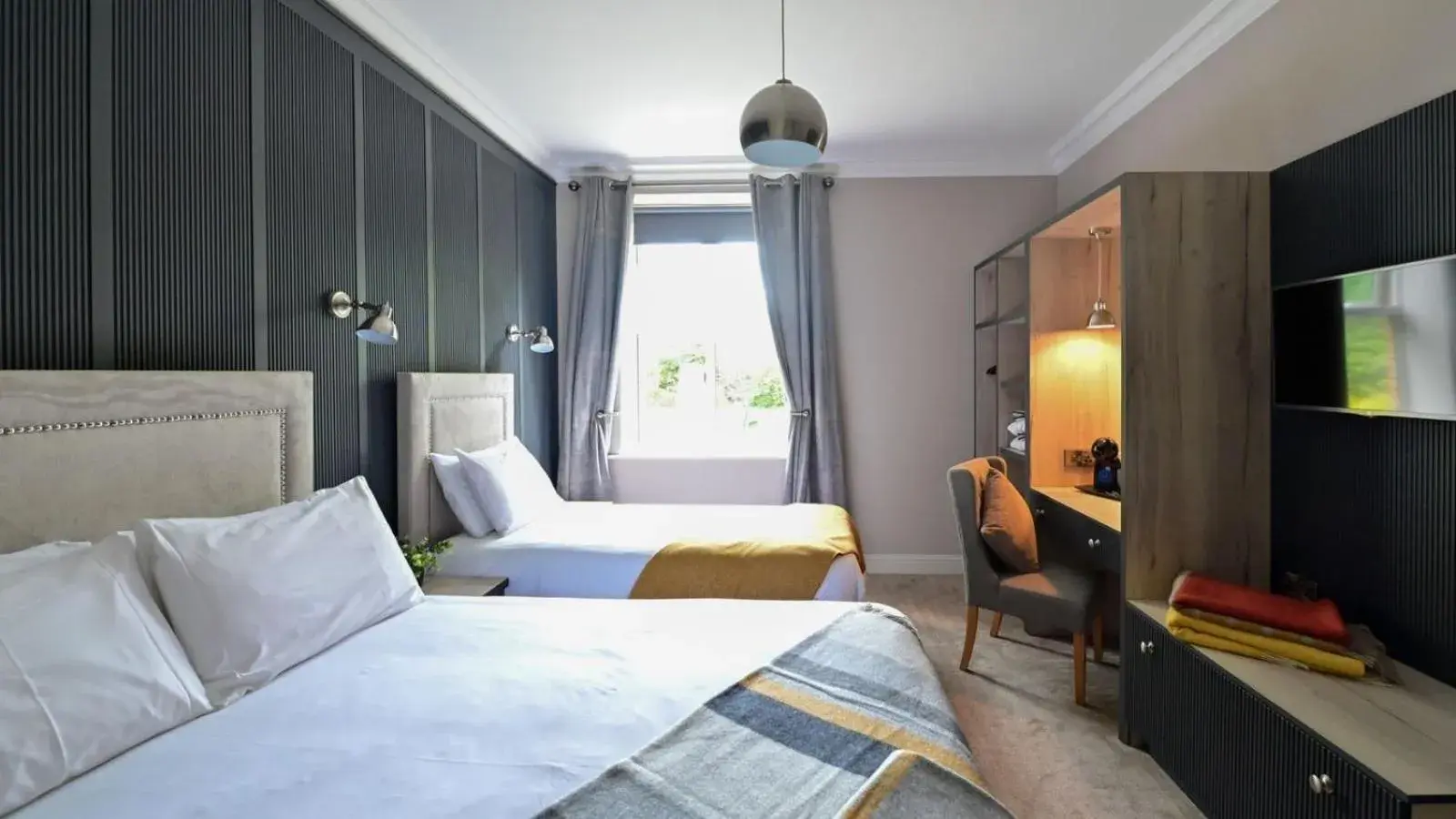 Bed in Abbey Court Bed in Abbey Court