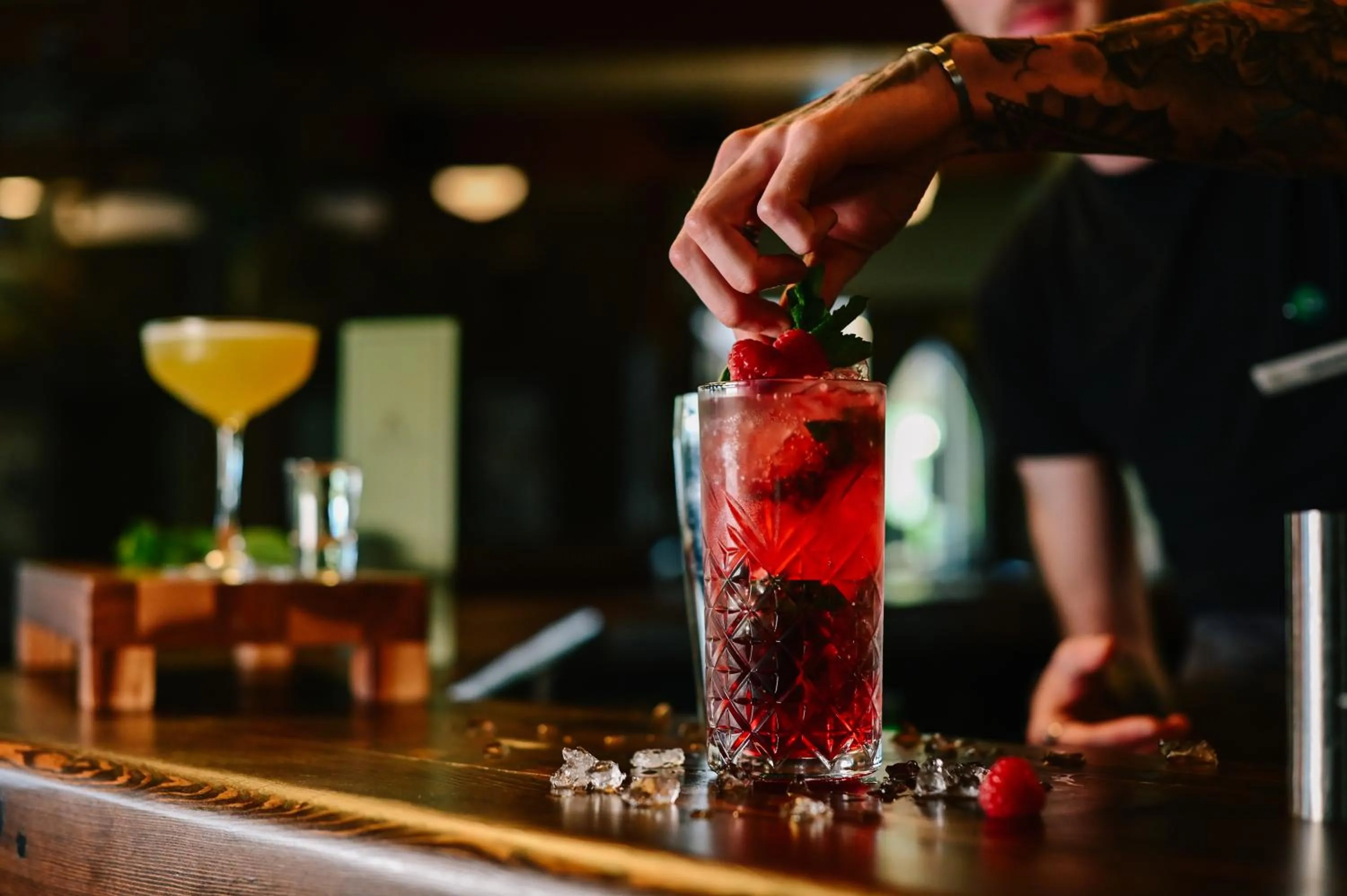 Restaurant/places to eat in Abbey Court