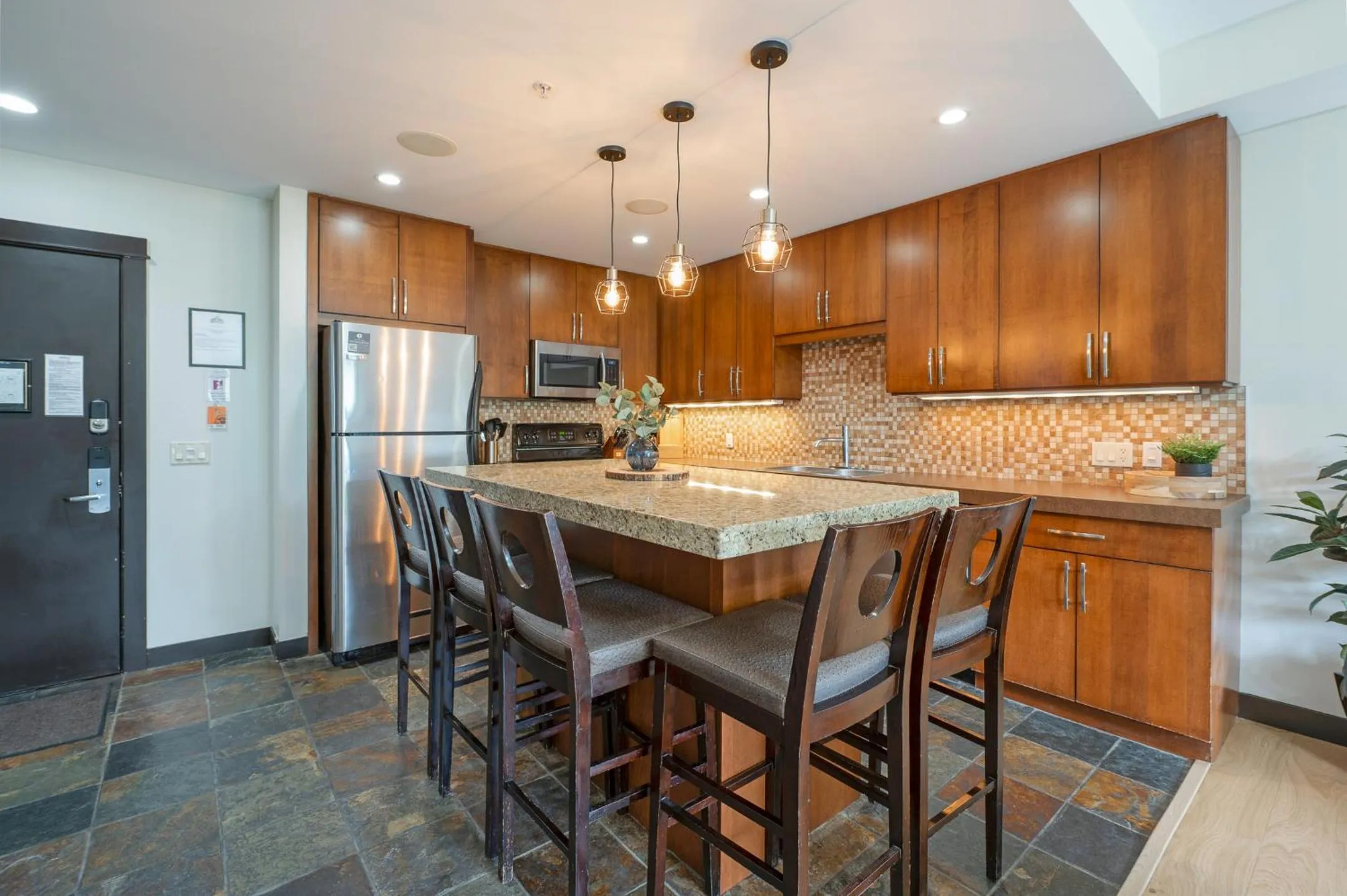 Kitchen or kitchenette in Heavenly Mountain Condo managed by Little Sister Getaways
