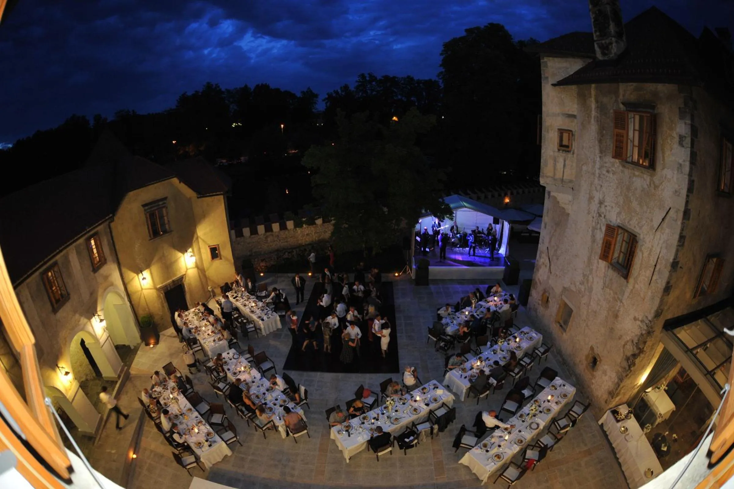 Restaurant/places to eat in Hotel Grad Otočec - Relais Chateaux