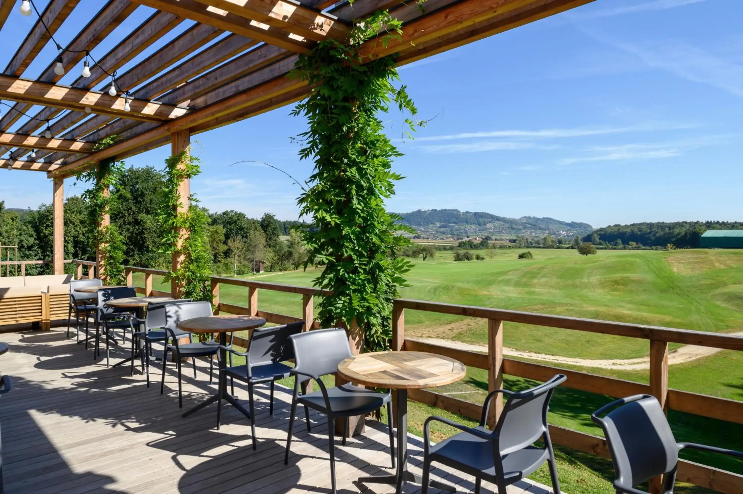 Restaurant/places to eat in Hotel Grad Otočec - Relais Chateaux Restaurant/places to eat in Hotel Grad Otočec - Relais Chateaux