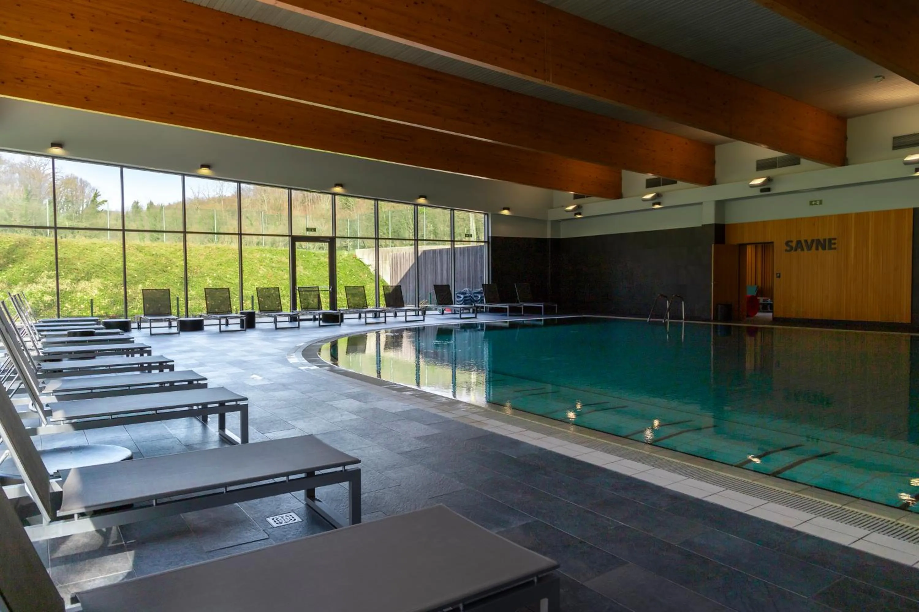 Swimming pool in Hotel Grad Otočec - Relais Chateaux