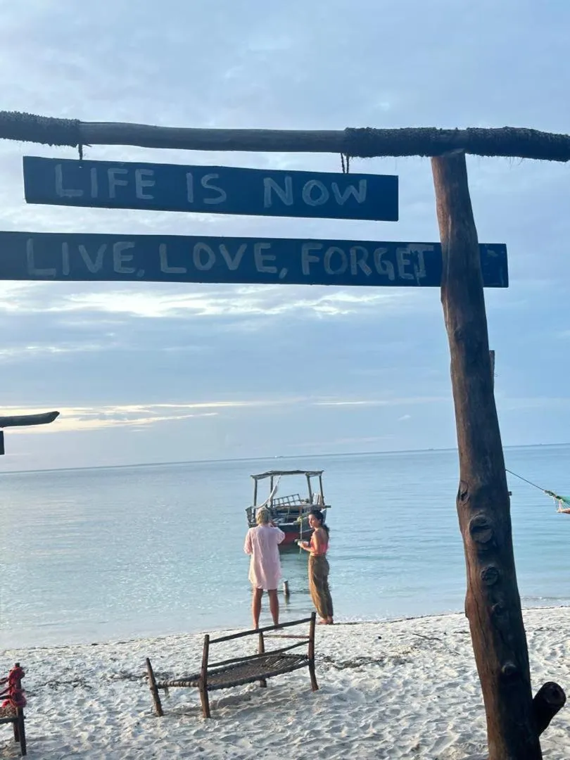 Juani beach bungalows