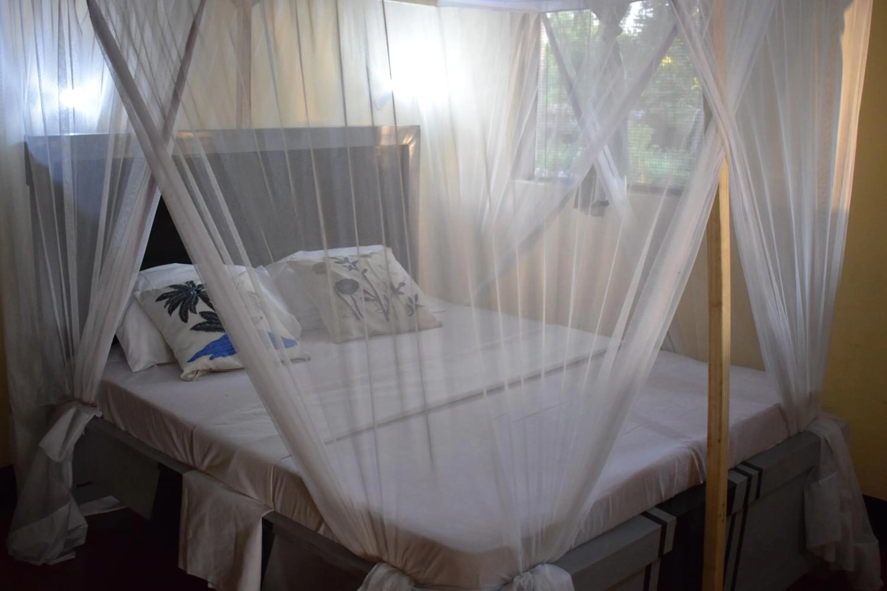 Juani beach bungalows