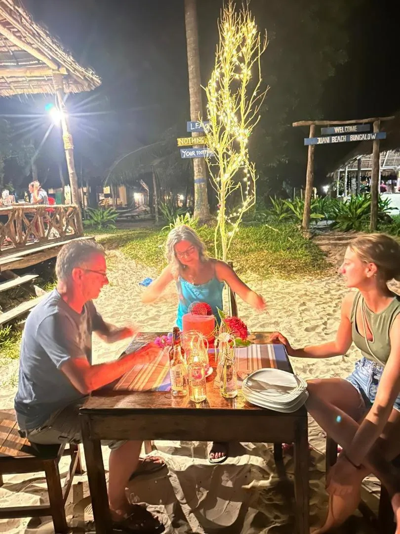 Juani beach bungalows