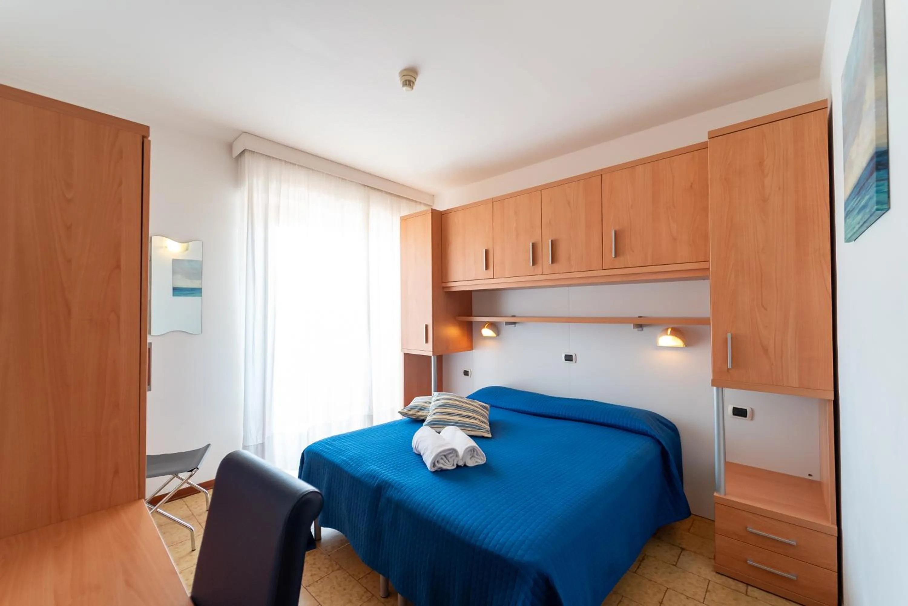 hair dresser, Bed in Hotel Beach