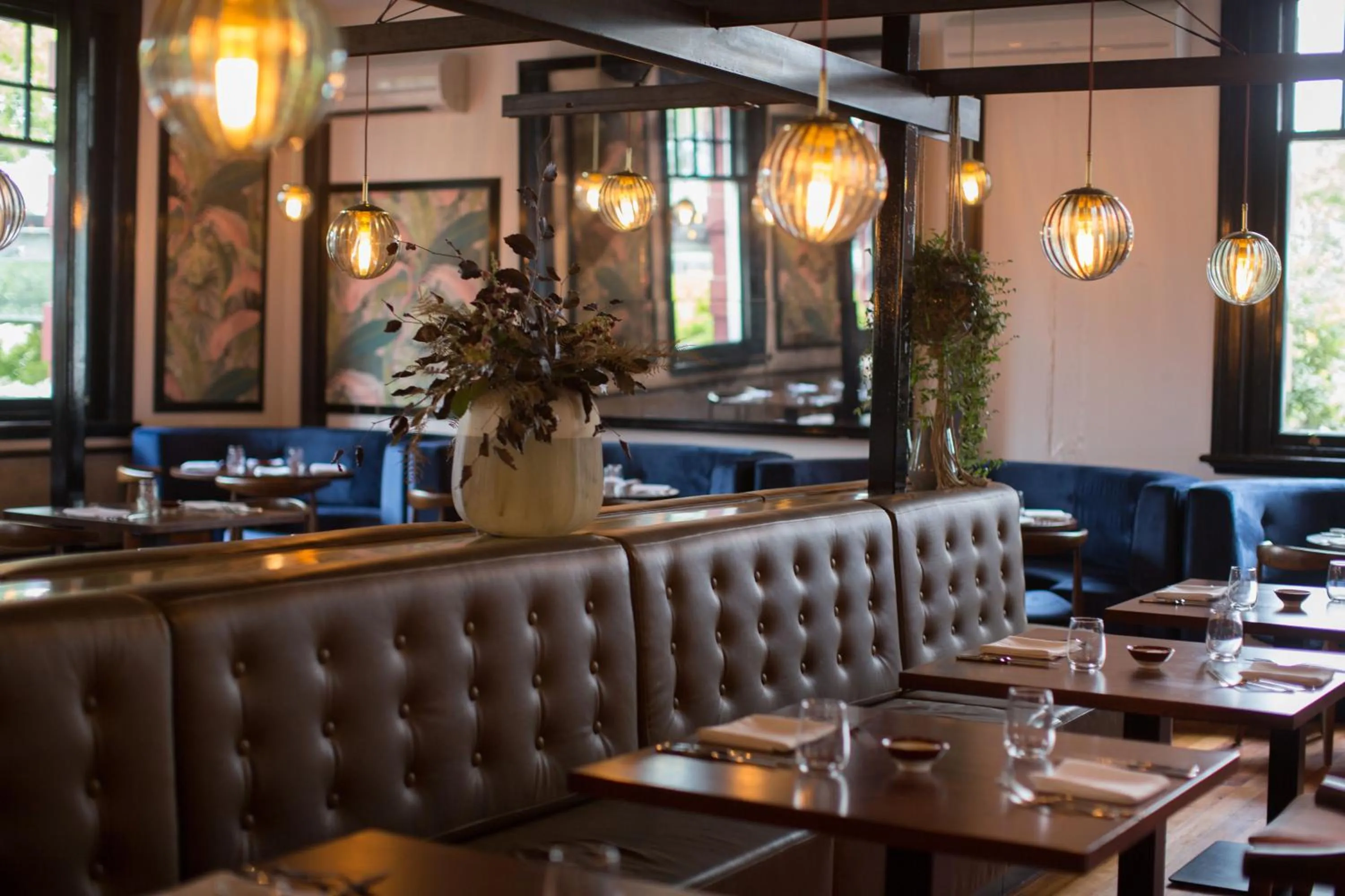 Restaurant/places to eat in Clarence Boutique Hotel