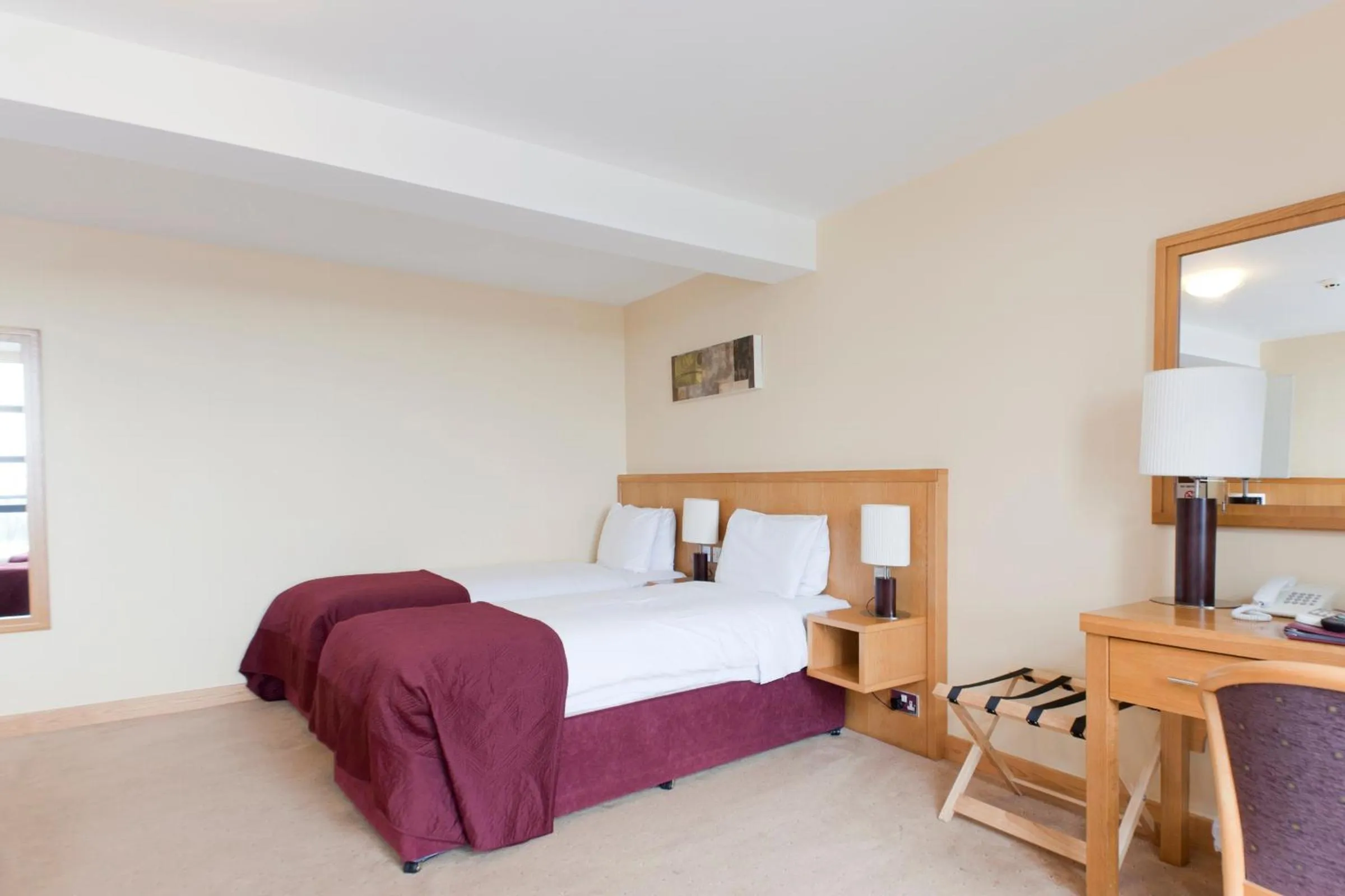 Photo of the whole room, Bed in Upton Court Hotel