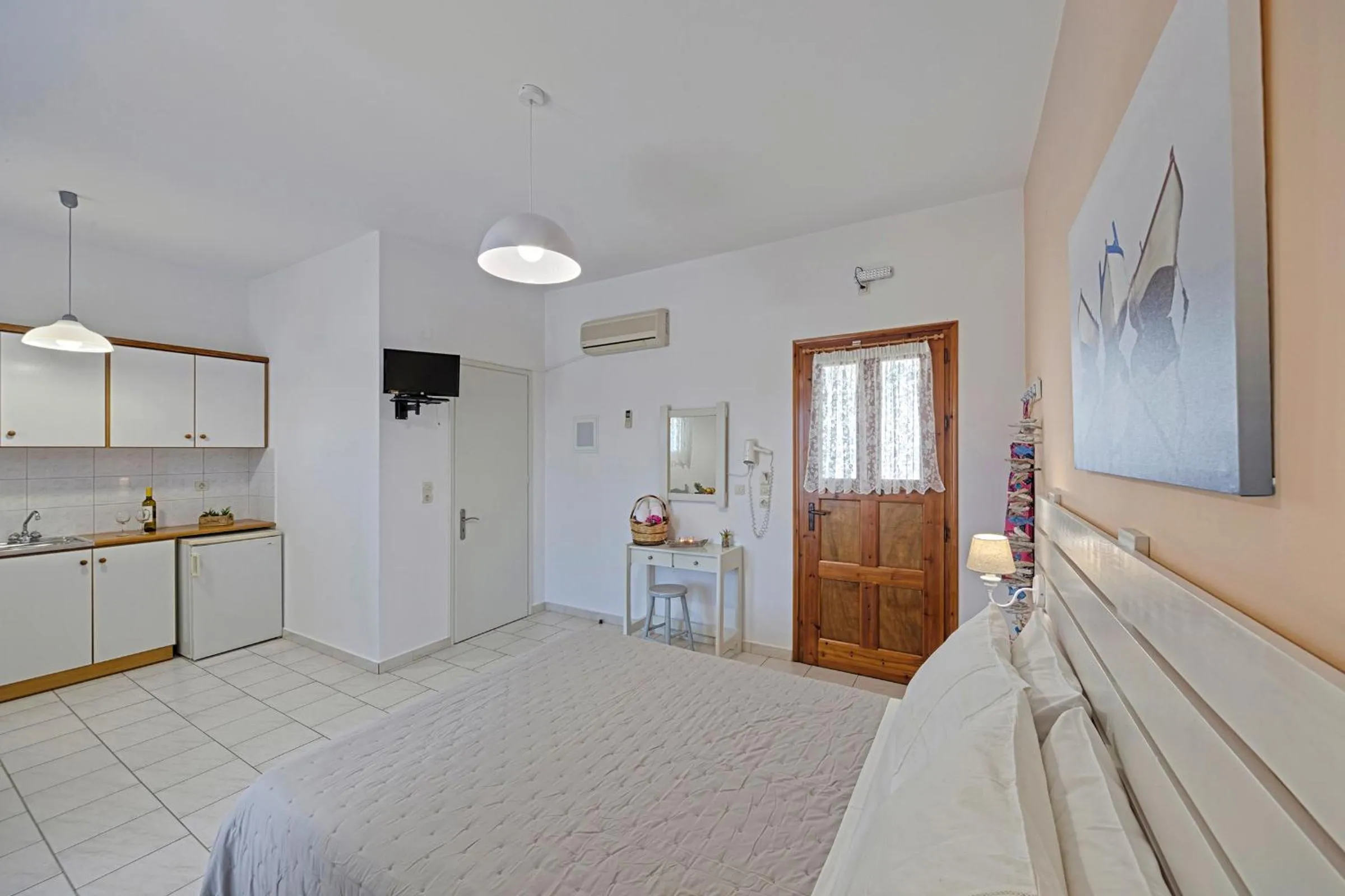 Photo of the whole room, Bed in Letta's Apartments