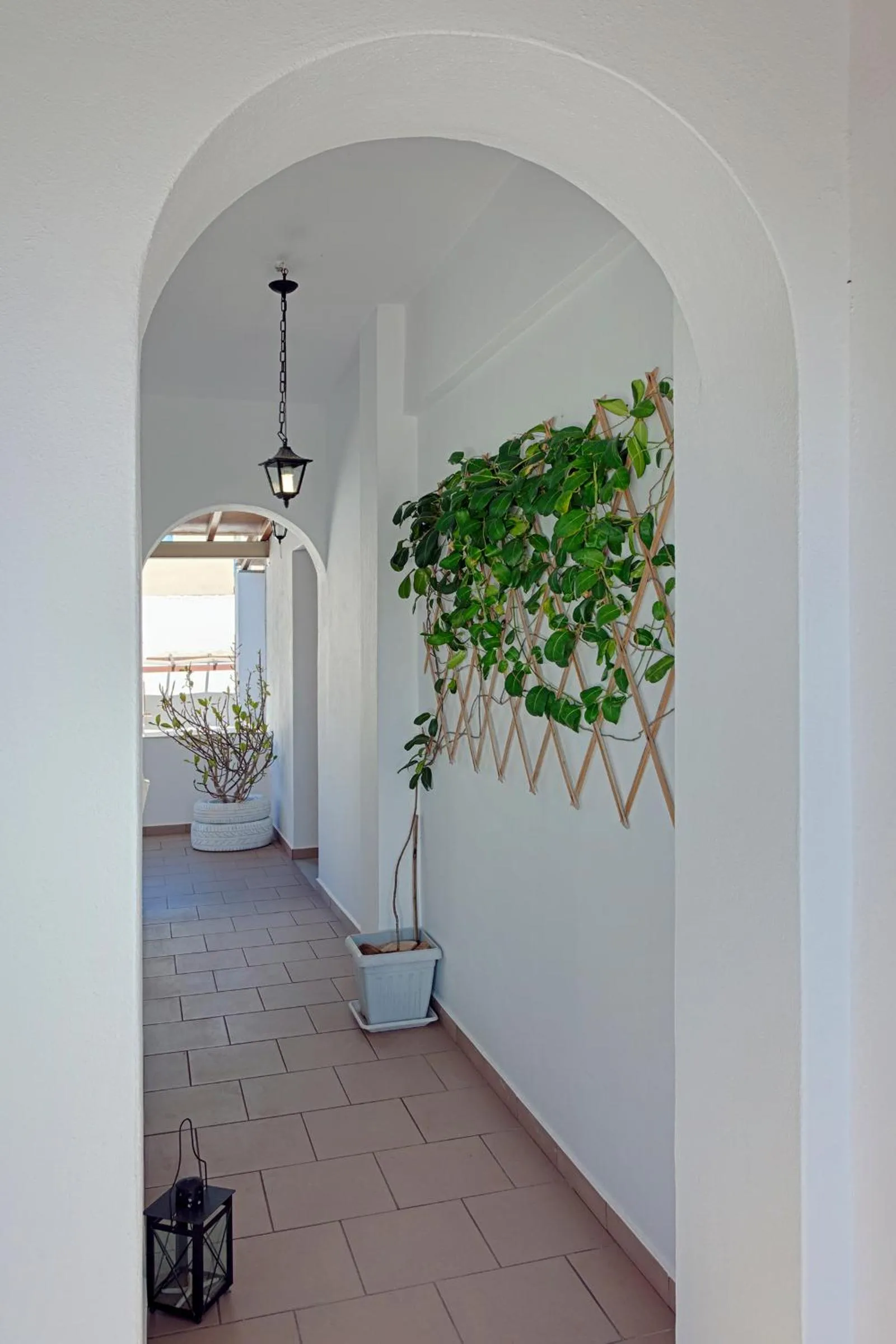 Decorative detail in Letta's Apartments