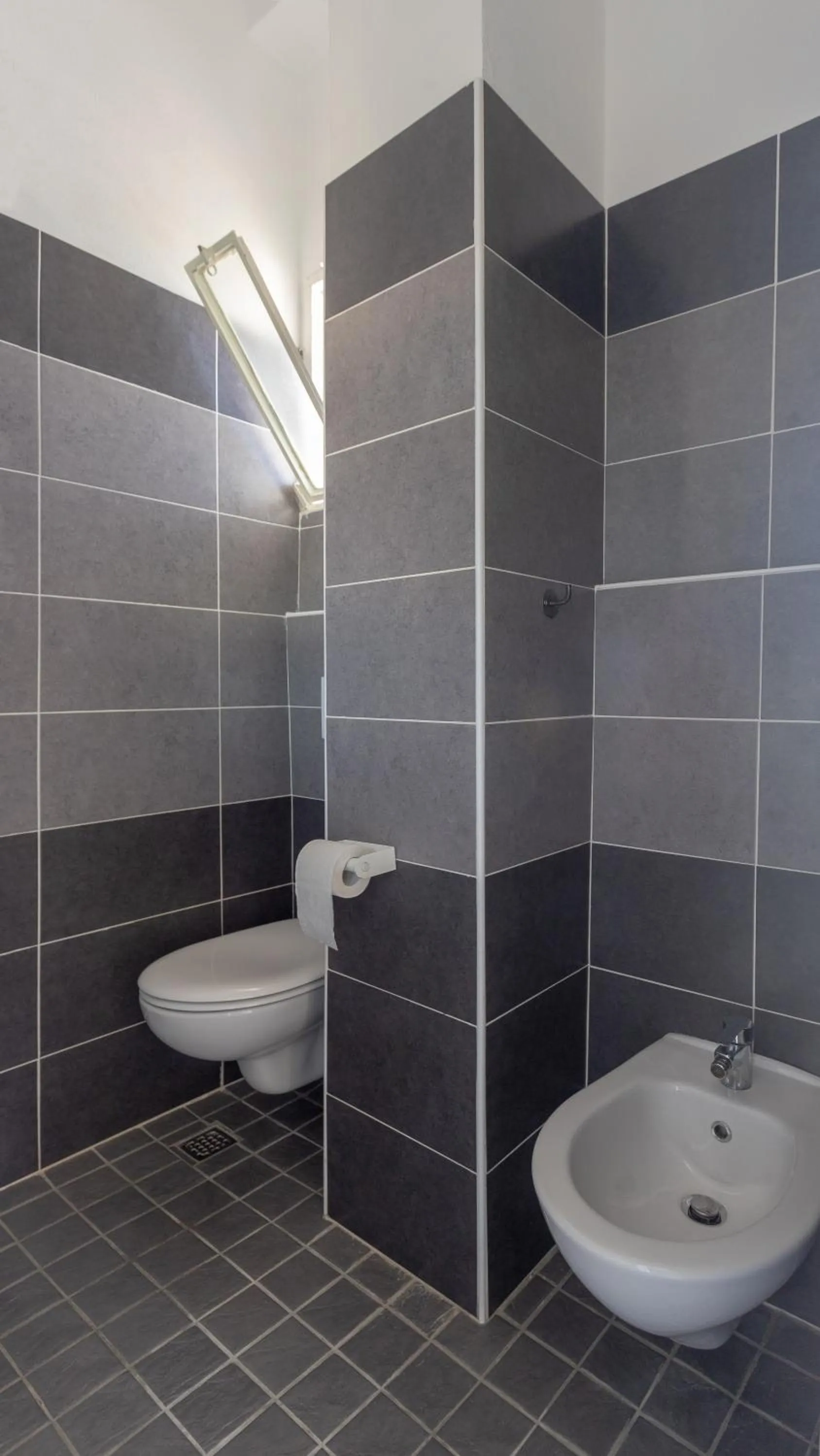 Shower in Hotel Blumen