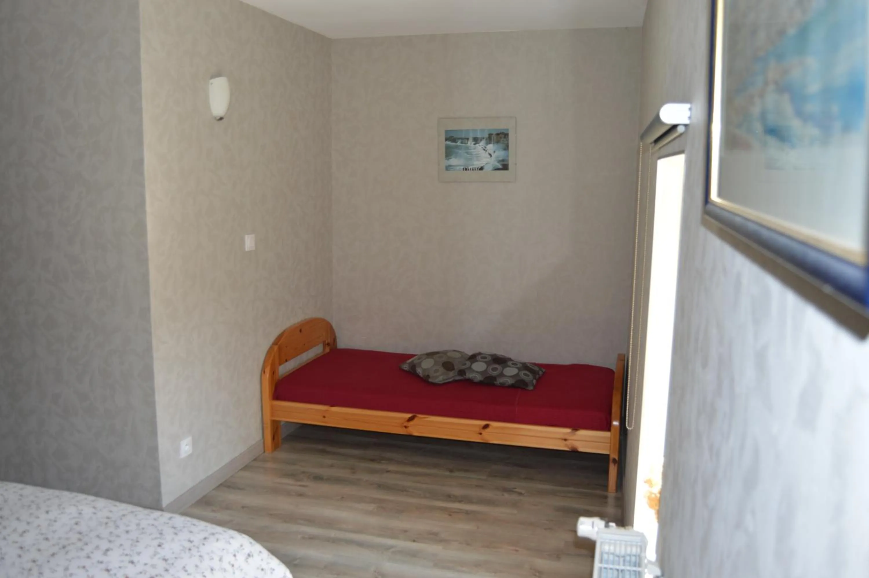 Photo of the whole room, Bed in Les Chambres d'Eponine