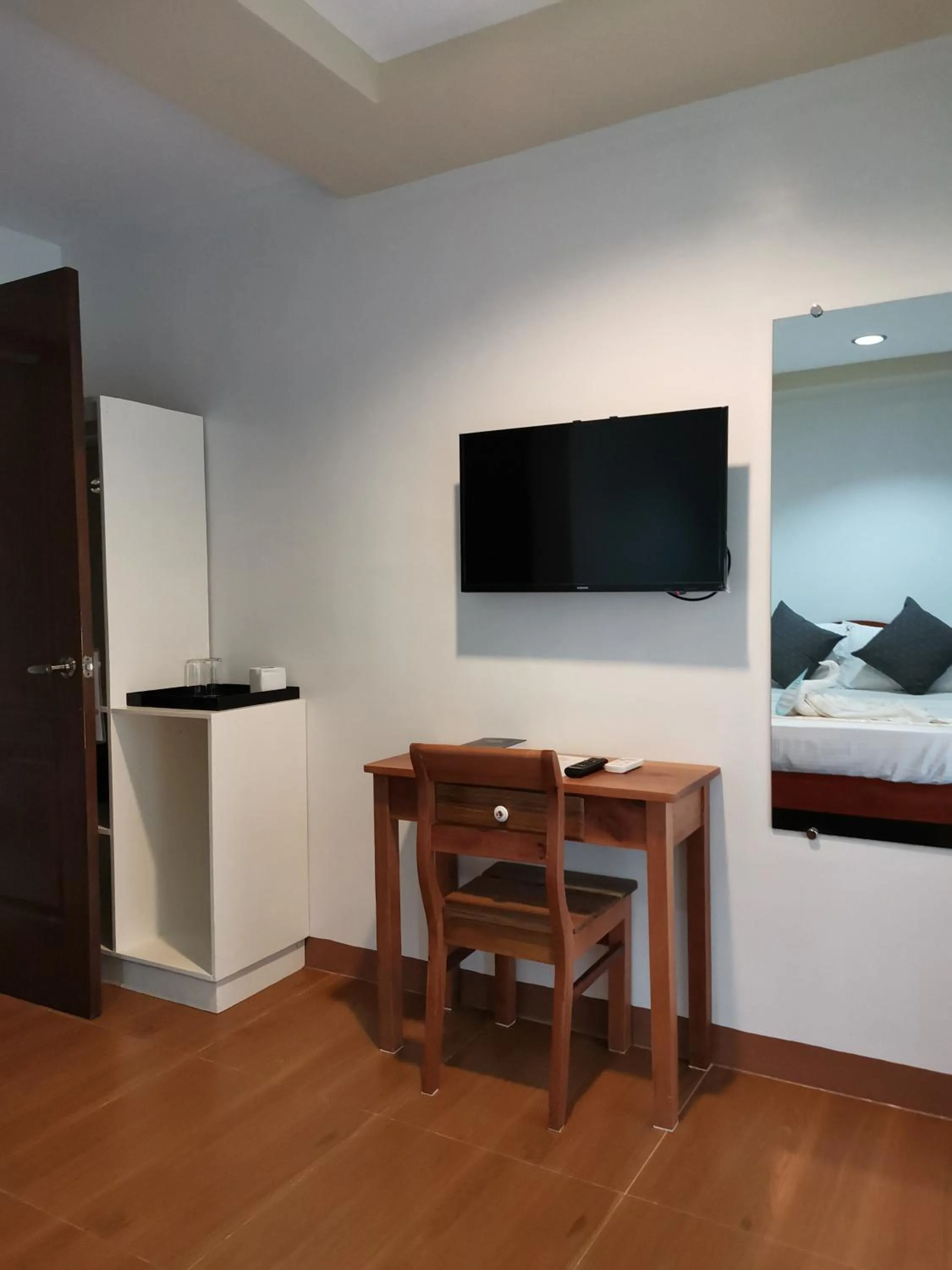 TV and multimedia in Layang Layang Home