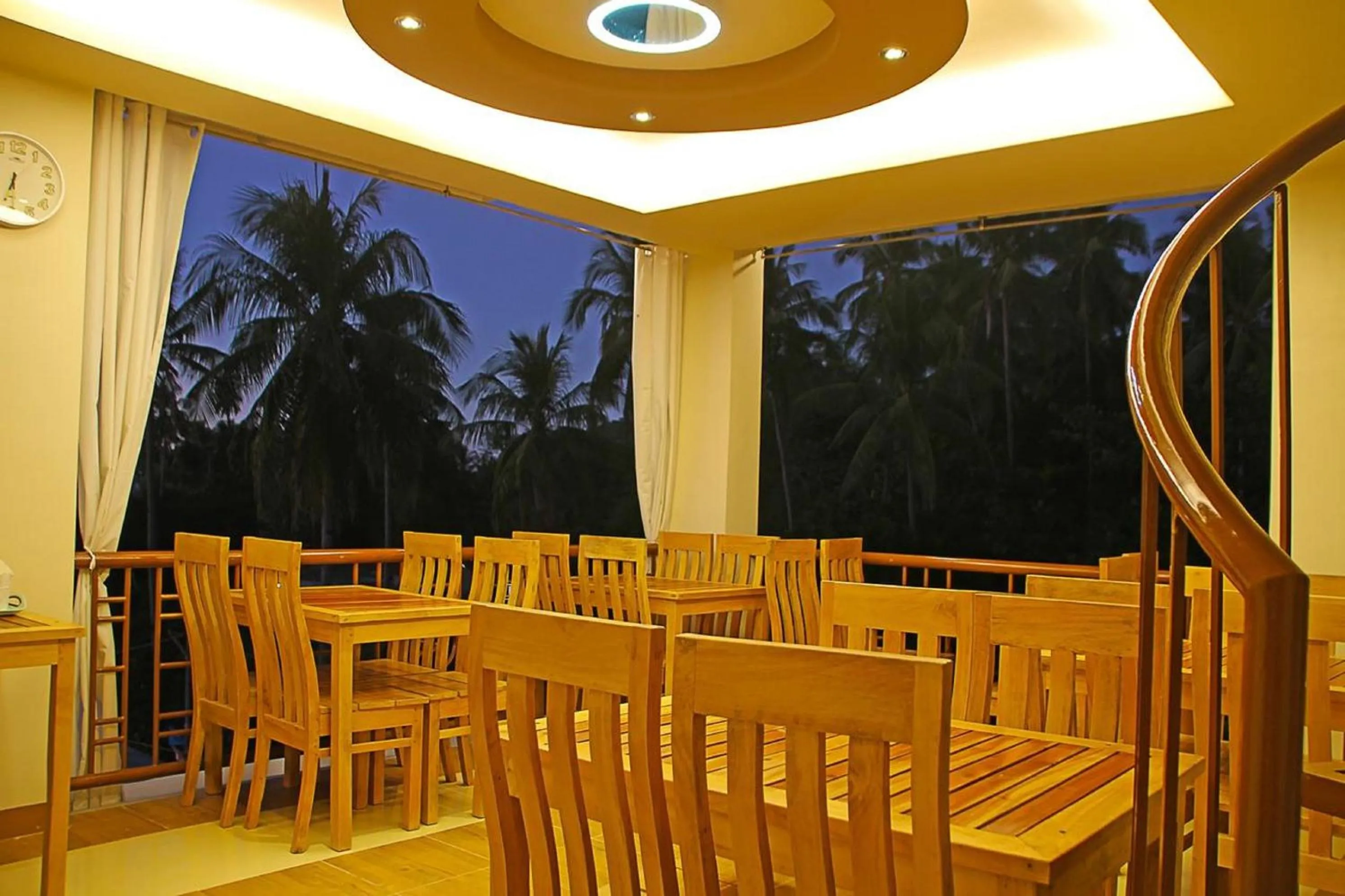 Restaurant/places to eat in Layang Layang Home