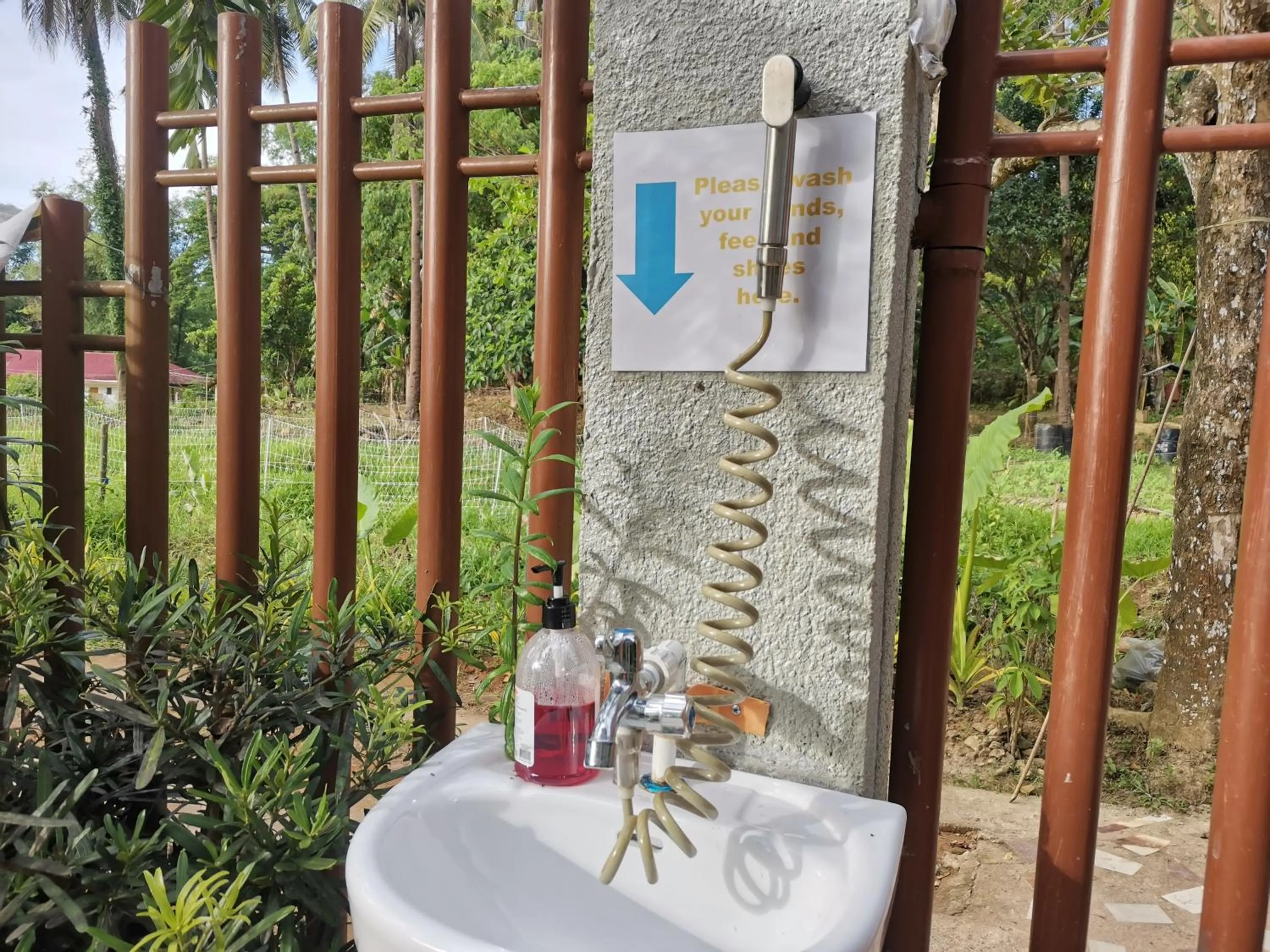 Area and facilities in Layang Layang Home