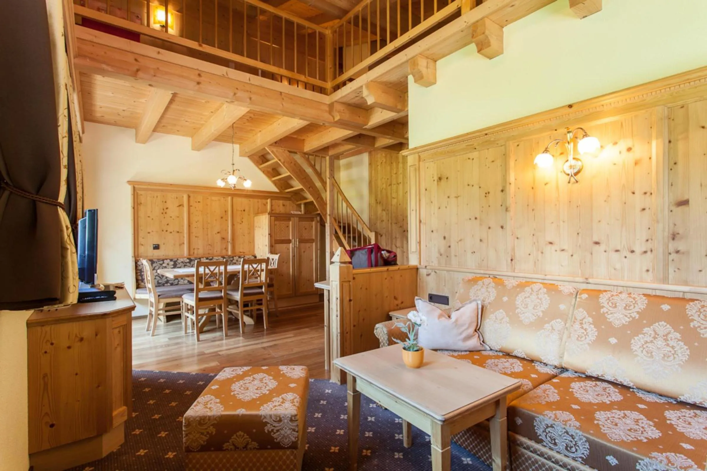 TV and multimedia in Rimlhof by A CASA