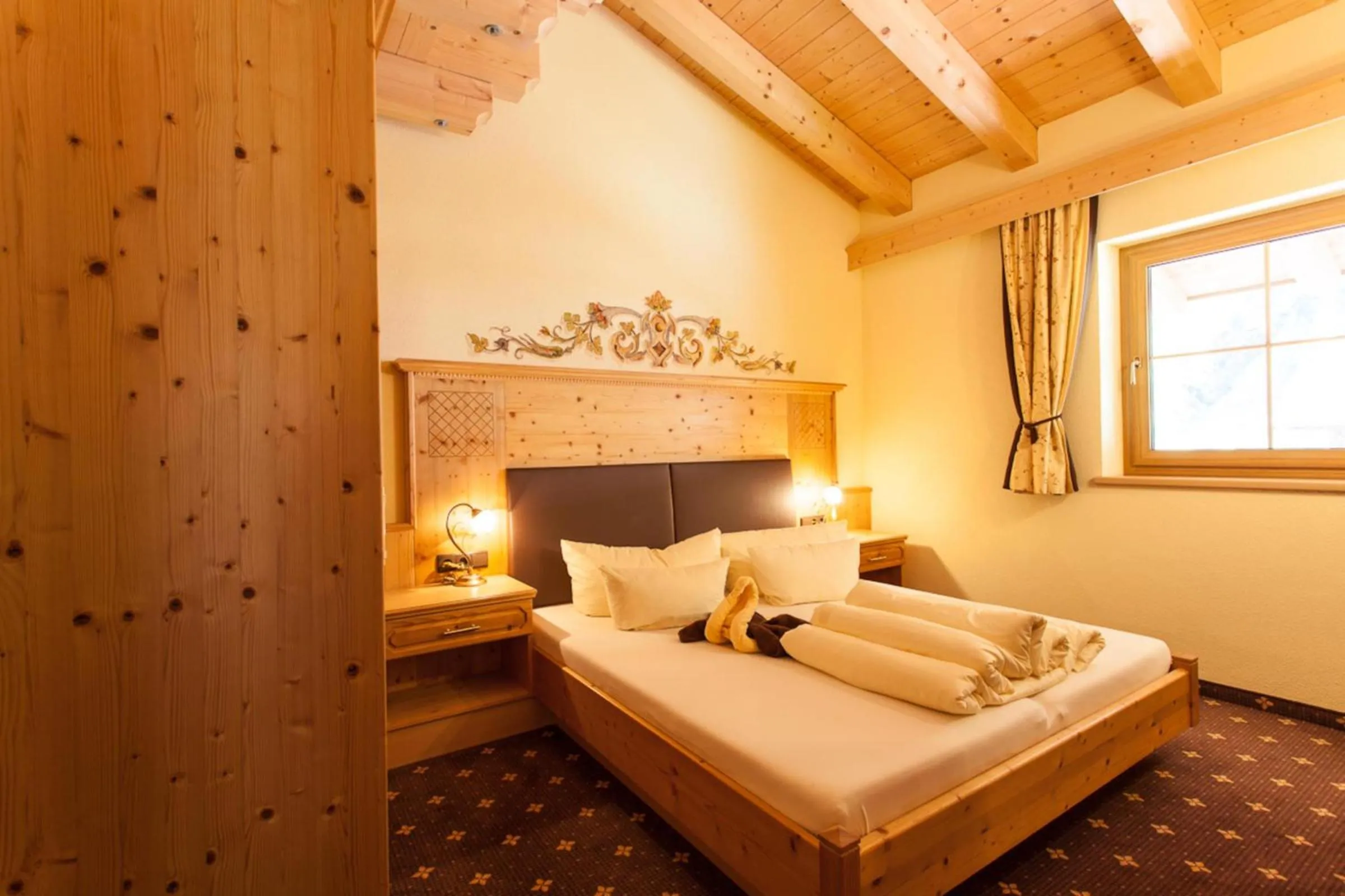 Bed in Rimlhof by A CASA