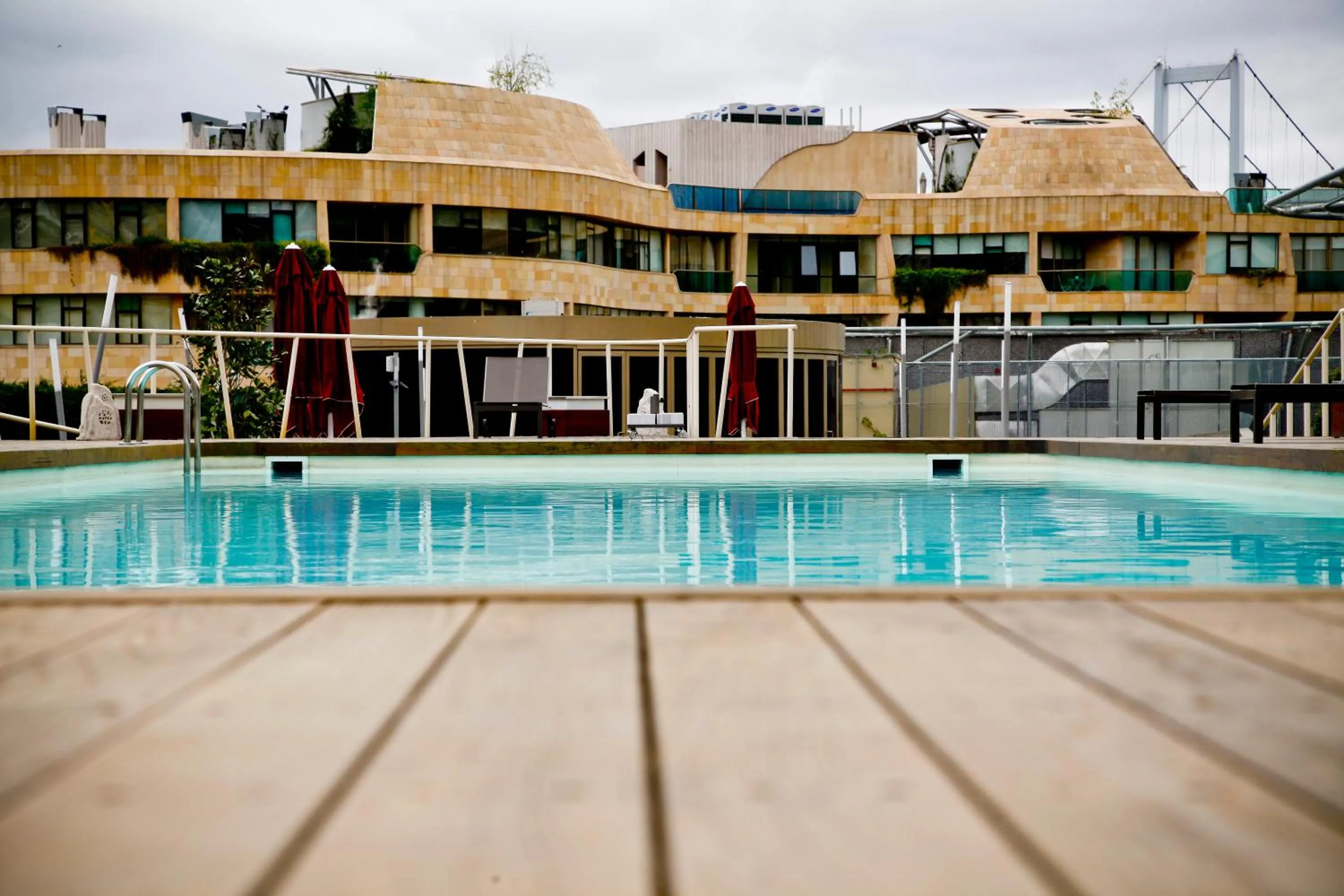 Swimming pool in Ortakoy Aparts