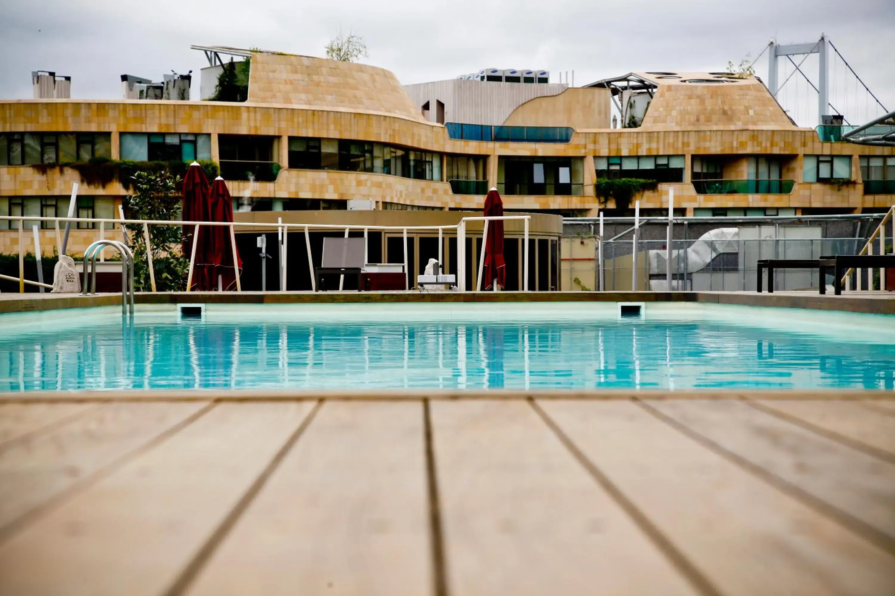 Swimming pool in Ortakoy Aparts Swimming pool in Ortakoy Aparts