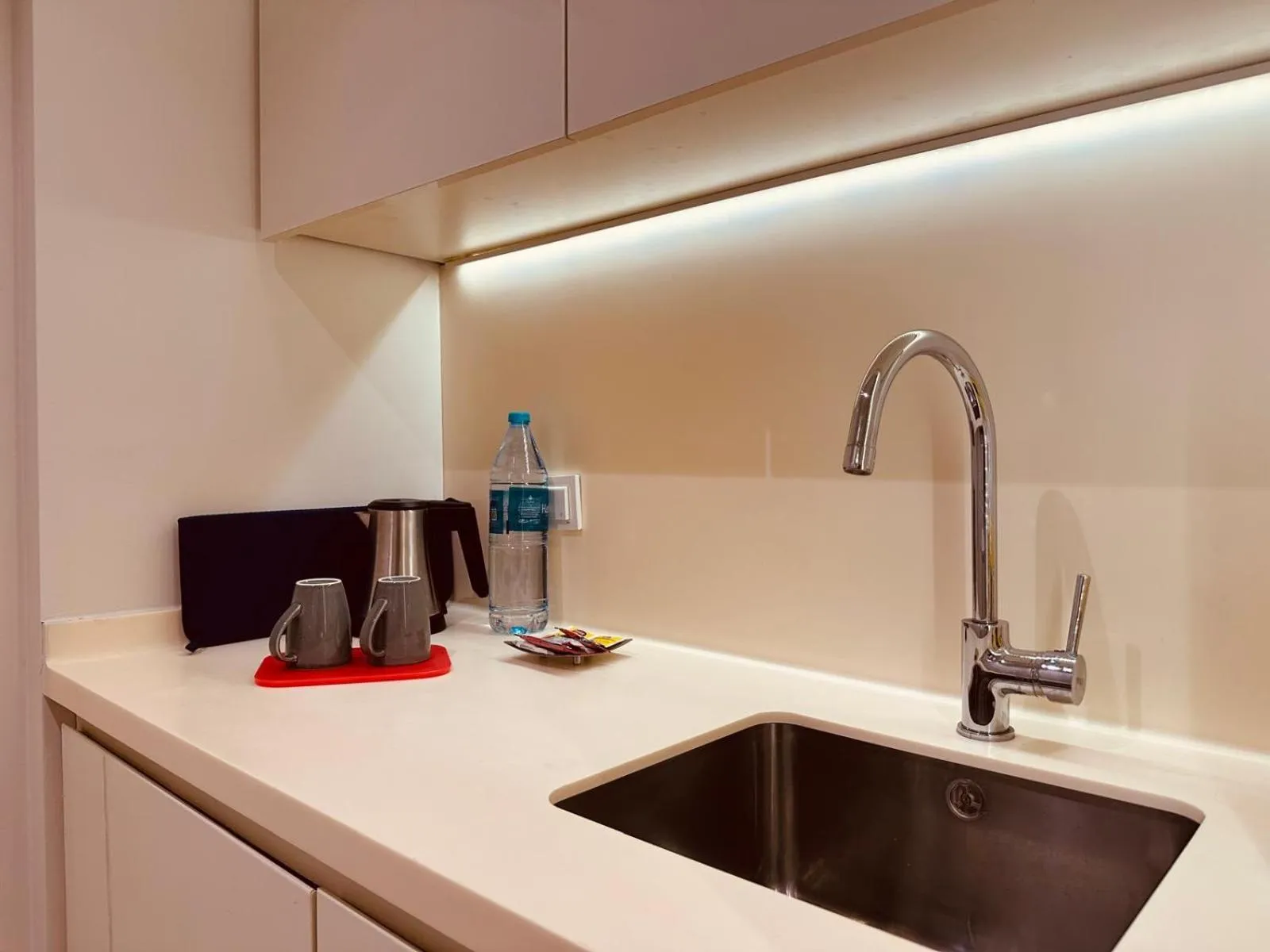 Coffee/tea facilities in Ortakoy Aparts