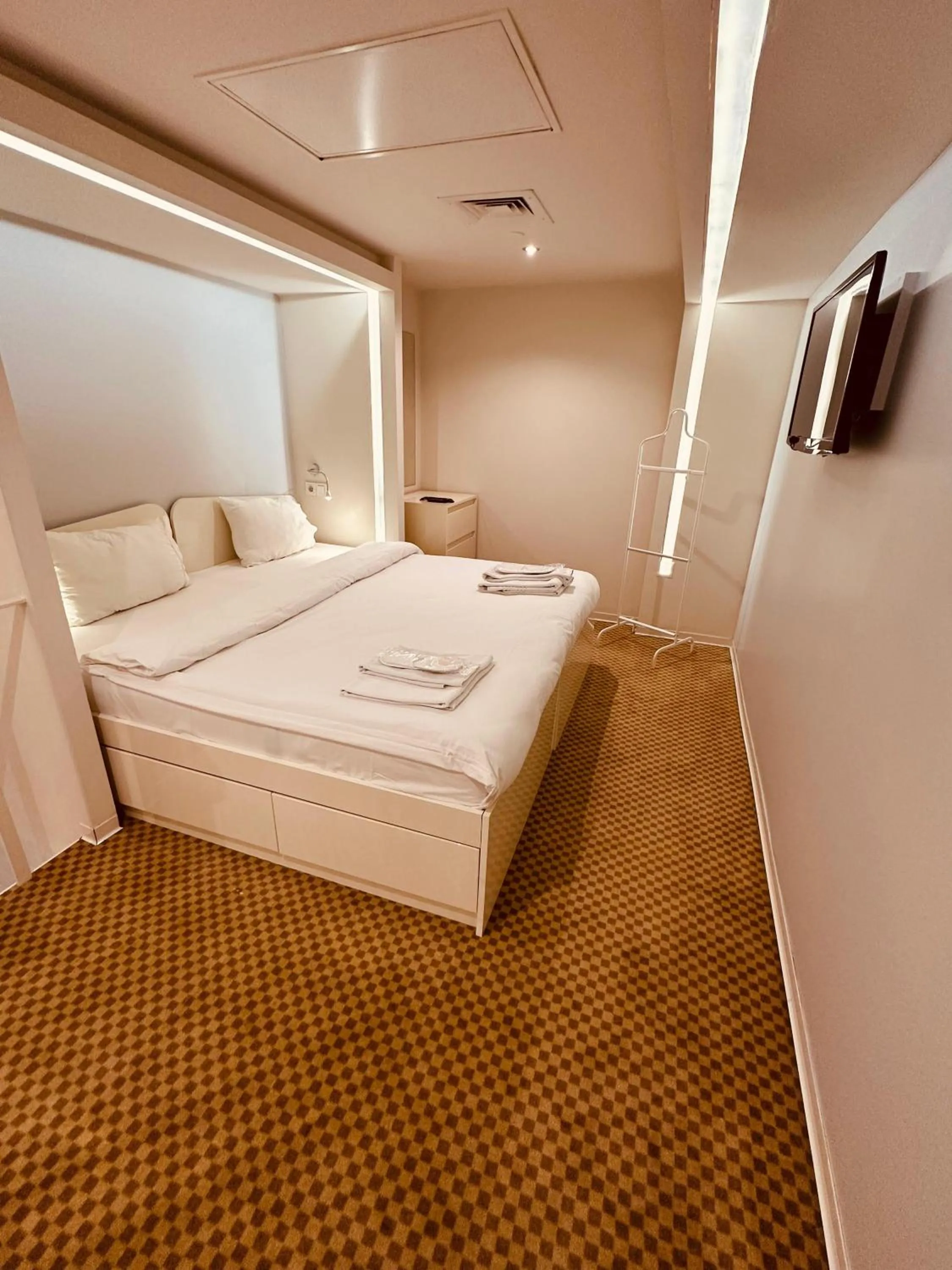 Bed in Ortakoy Aparts