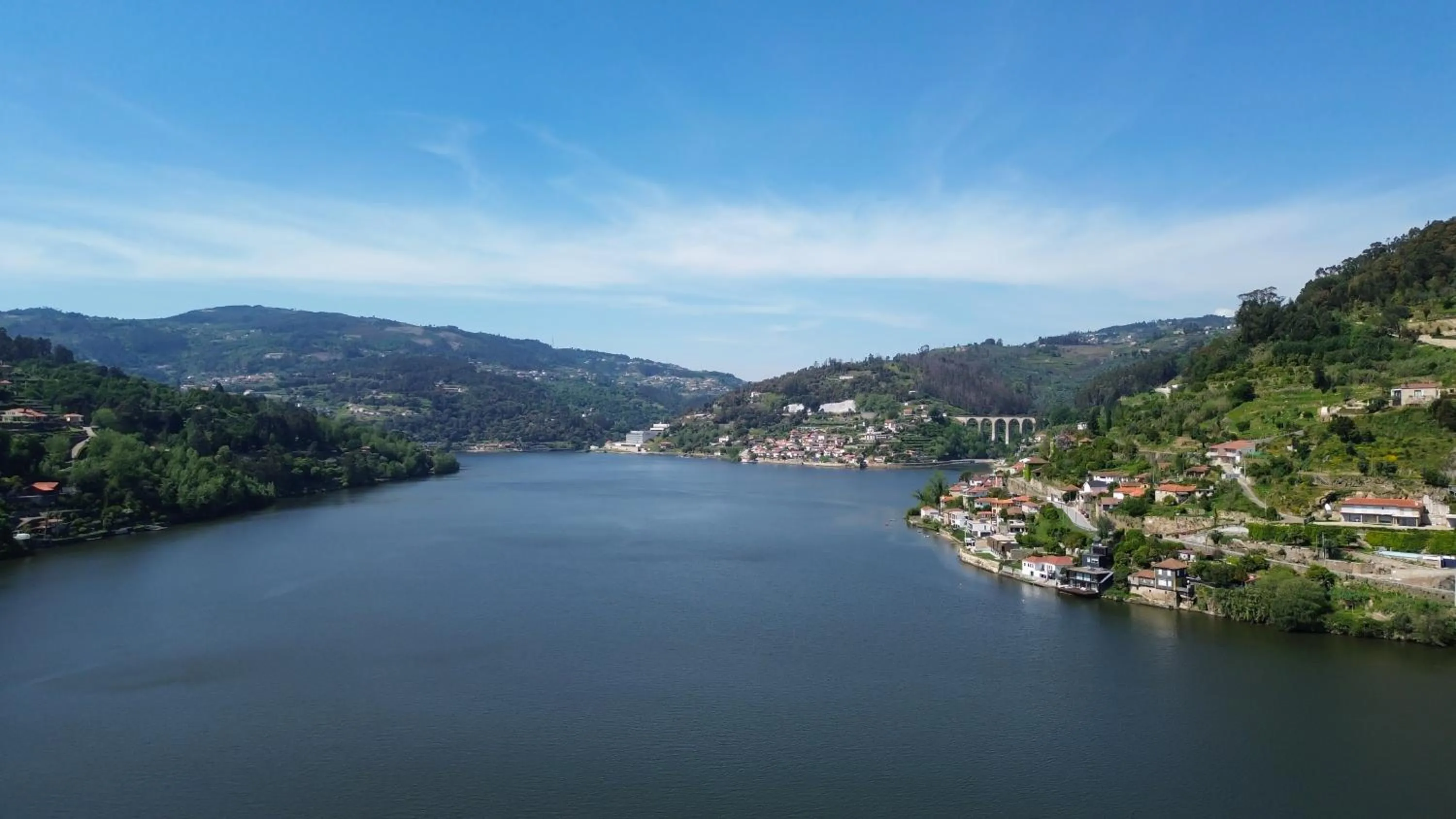 Bird's eye view in Douro Hotel Porto Antigo