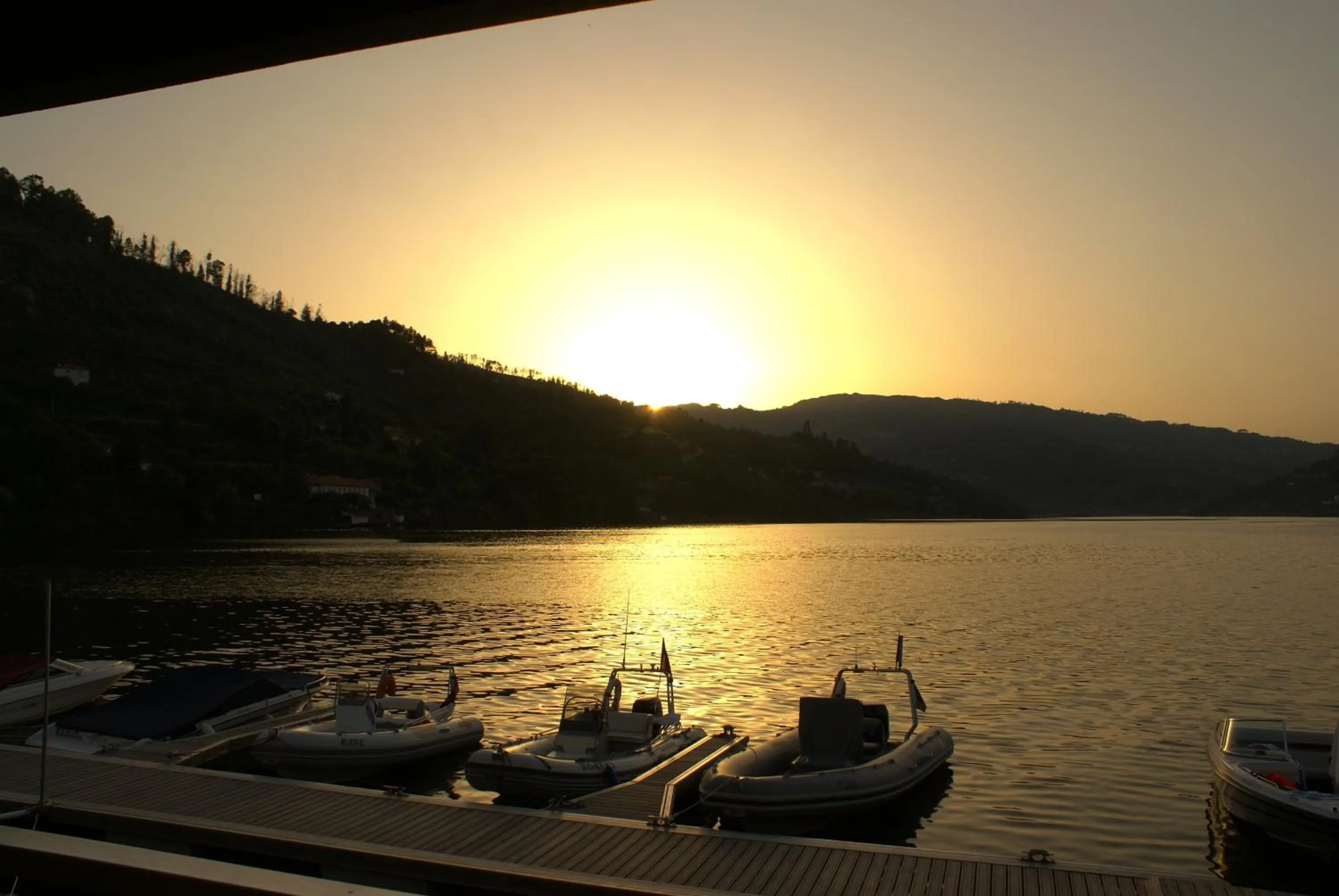 Facade/entrance in Douro Hotel Porto Antigo