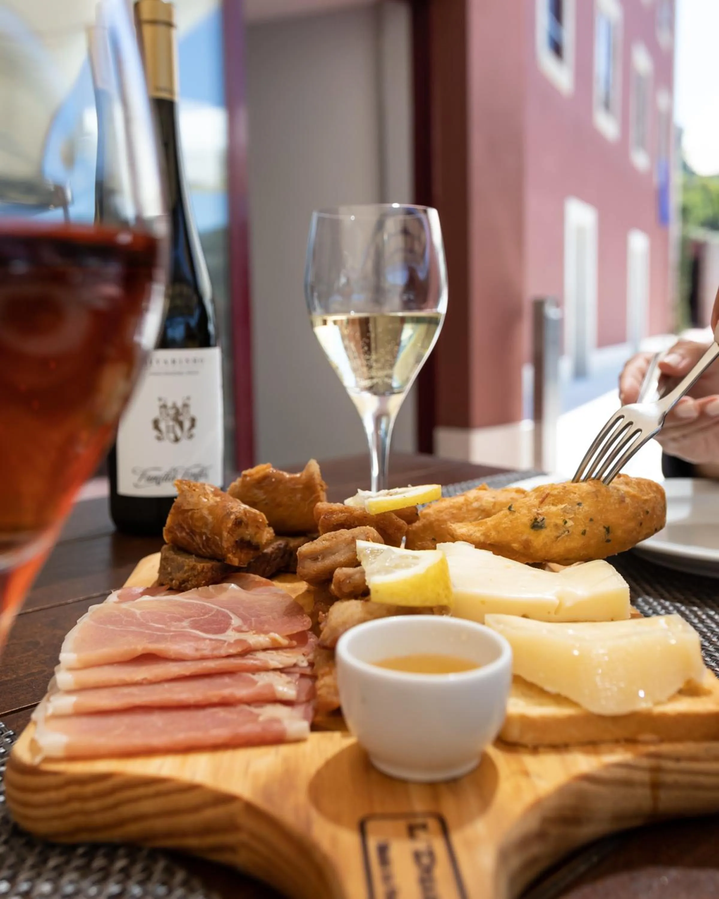 Food and drinks in Douro Hotel Porto Antigo