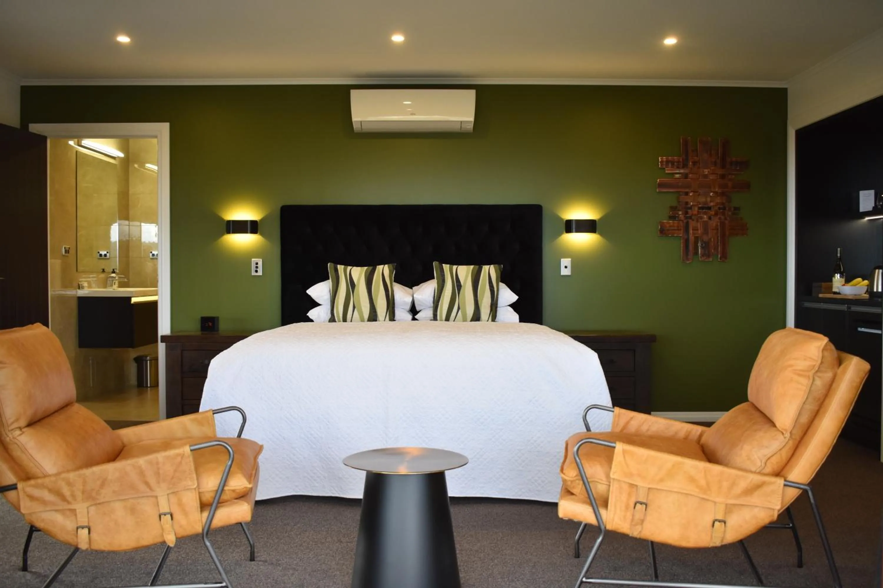 Photo of the whole room, Bed in Atea Lodge