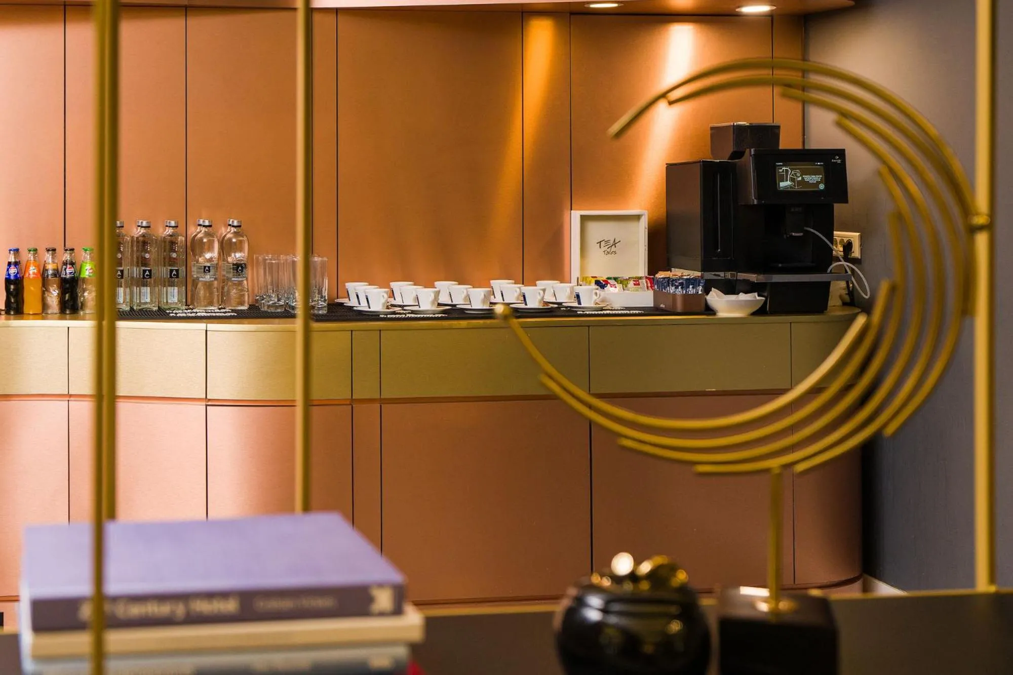 Coffee/tea facilities in Crystal Palace Hotel