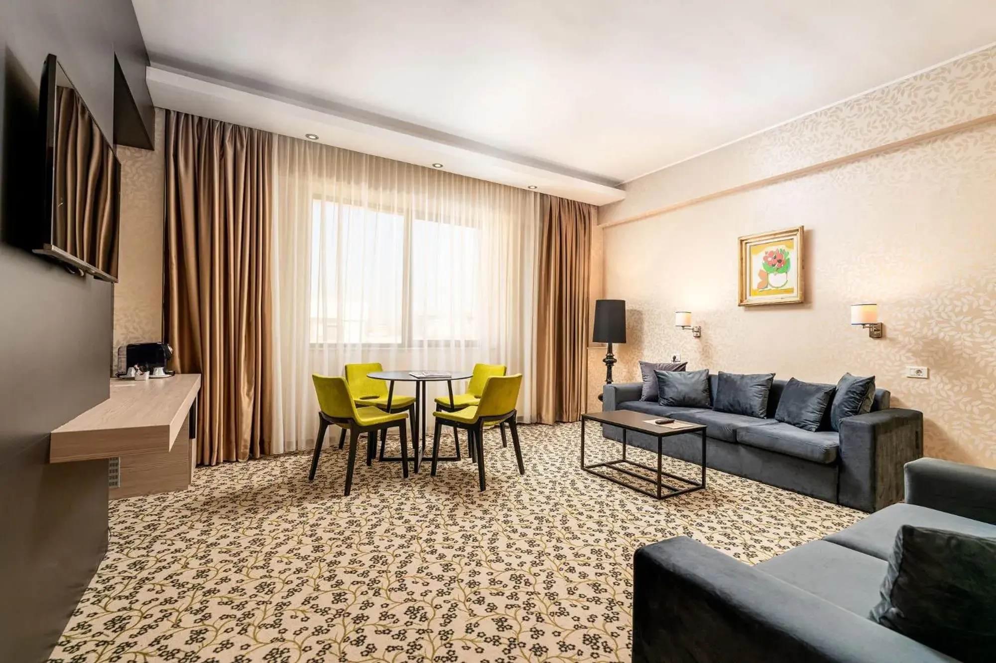 Living room in Crystal Palace Hotel Living room in Crystal Palace Hotel