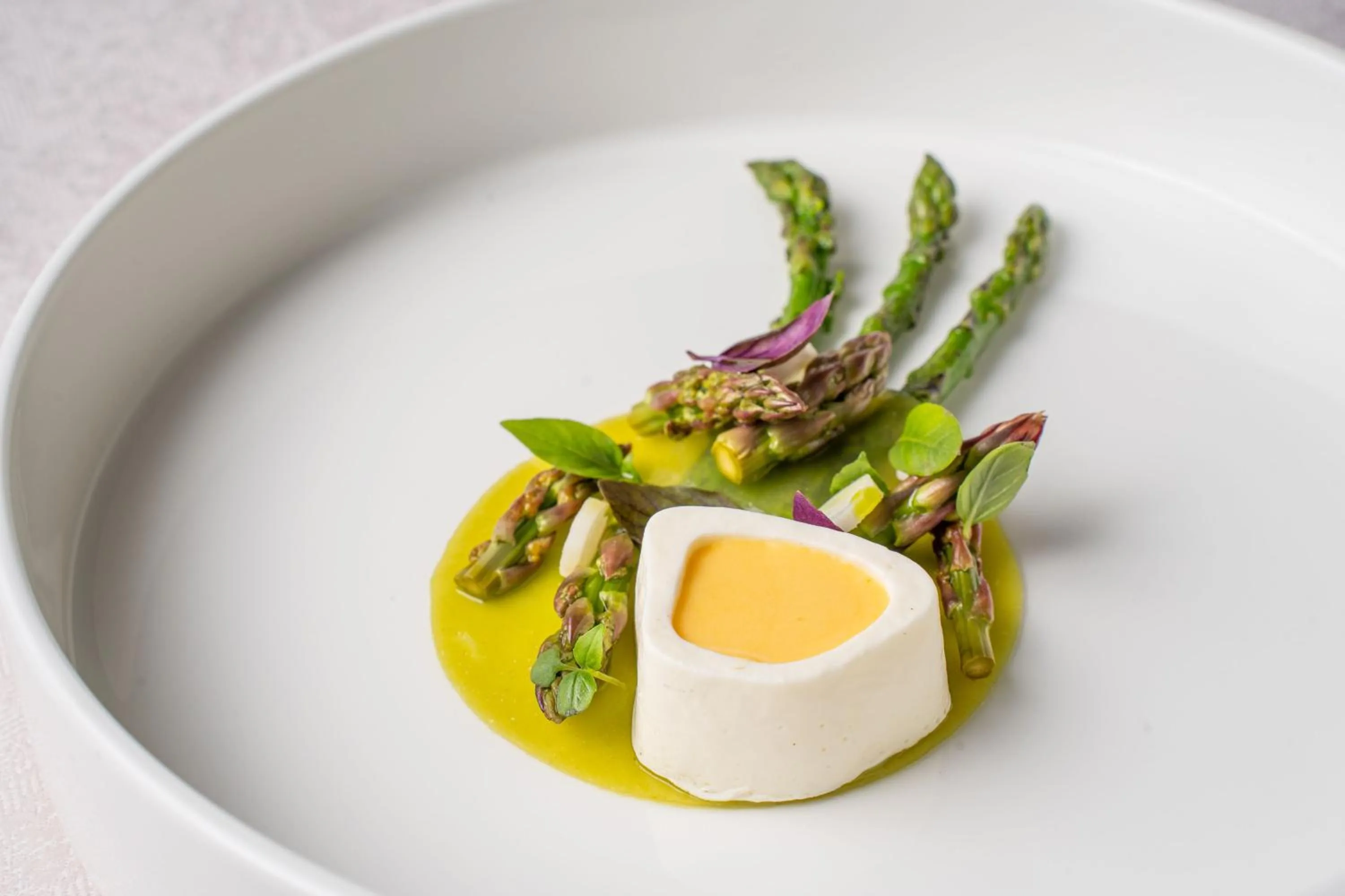 Restaurant/places to eat in Lesic Dimitri Palace