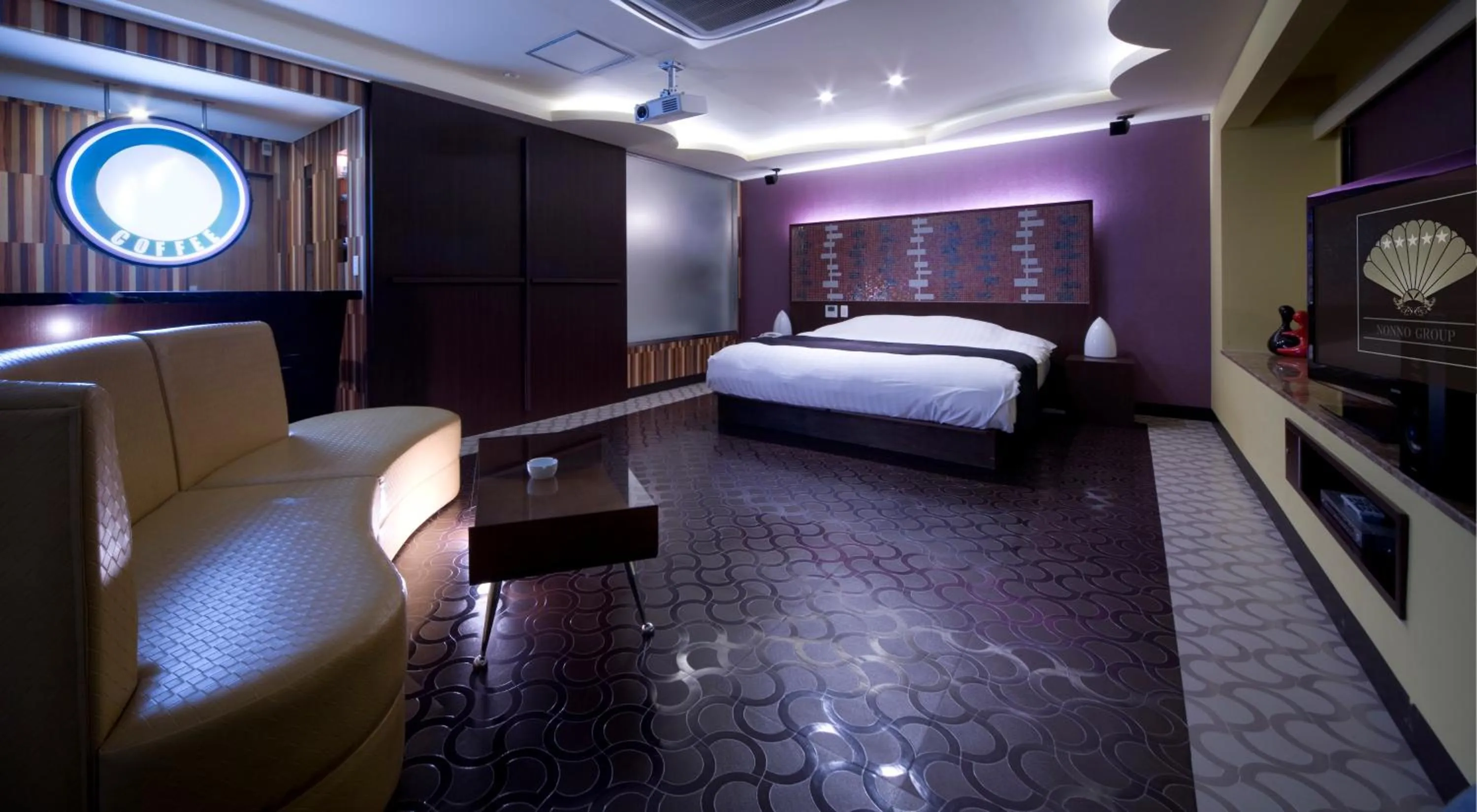 Bed in Hotel Glow Yokkaichi (Adult Only)