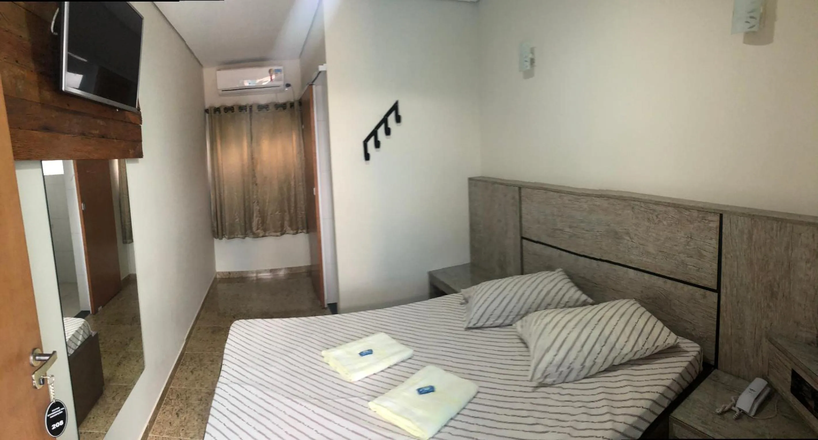 Photo of the whole room, Bed in Hotel Butantã