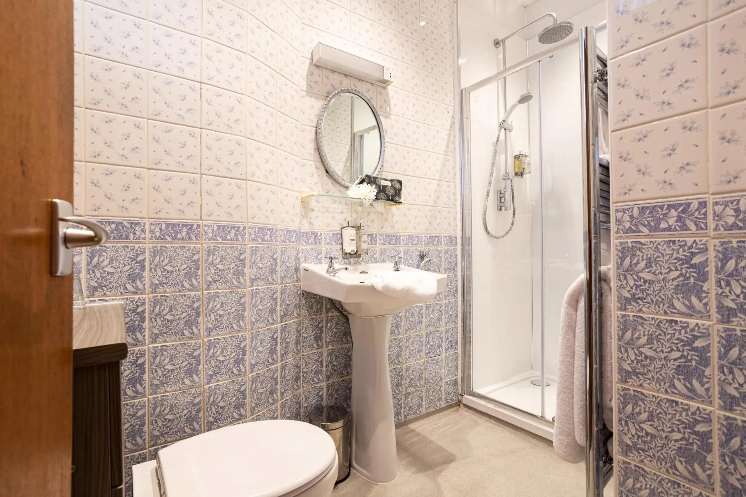 Double or Twin Room with Shower - single occupancy in Ees Wyke Country House Double or Twin Room with Shower - single occupancy in Ees Wyke Country House