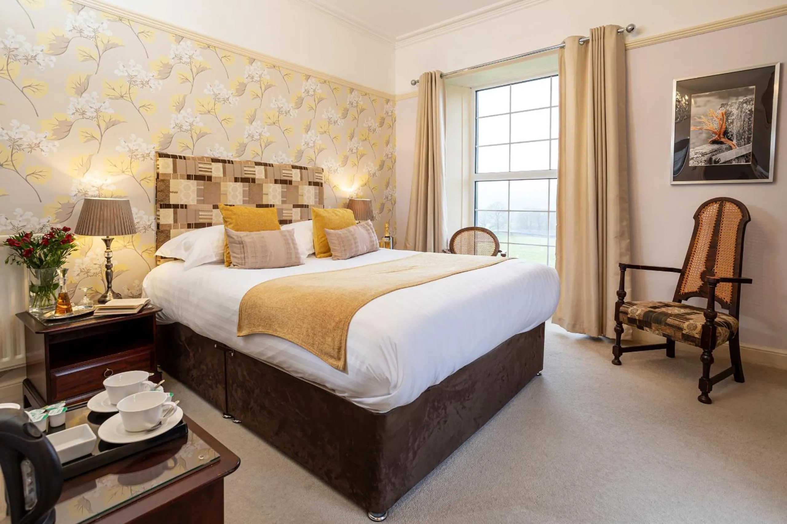 Photo of the whole room, Bed in Ees Wyke Country House