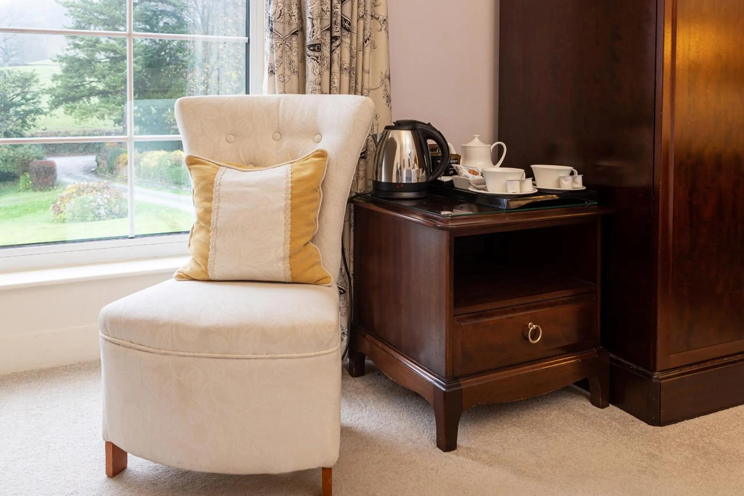 Bedroom in Ees Wyke Country House