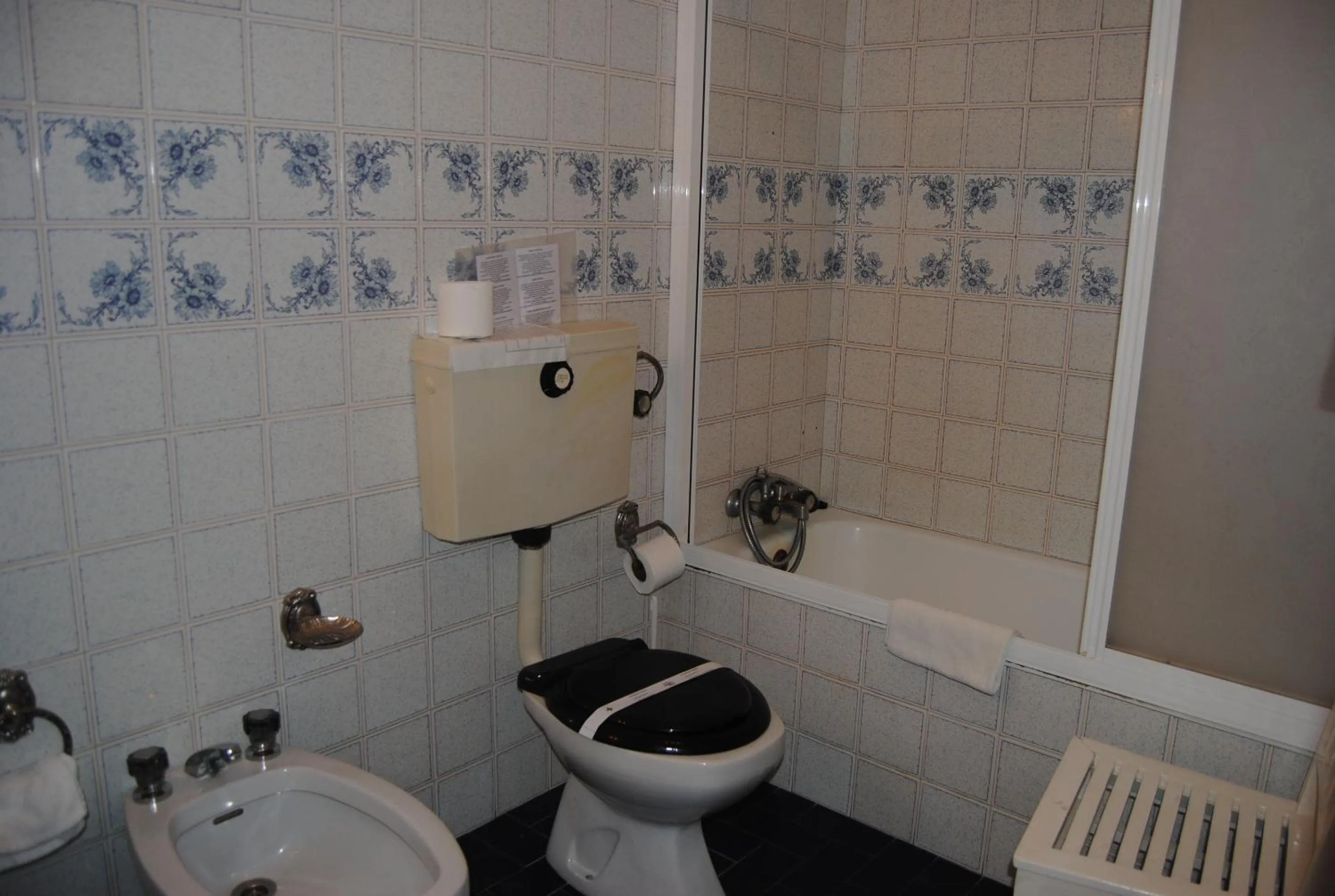 Bathroom in Hotel Peninsular- Porto