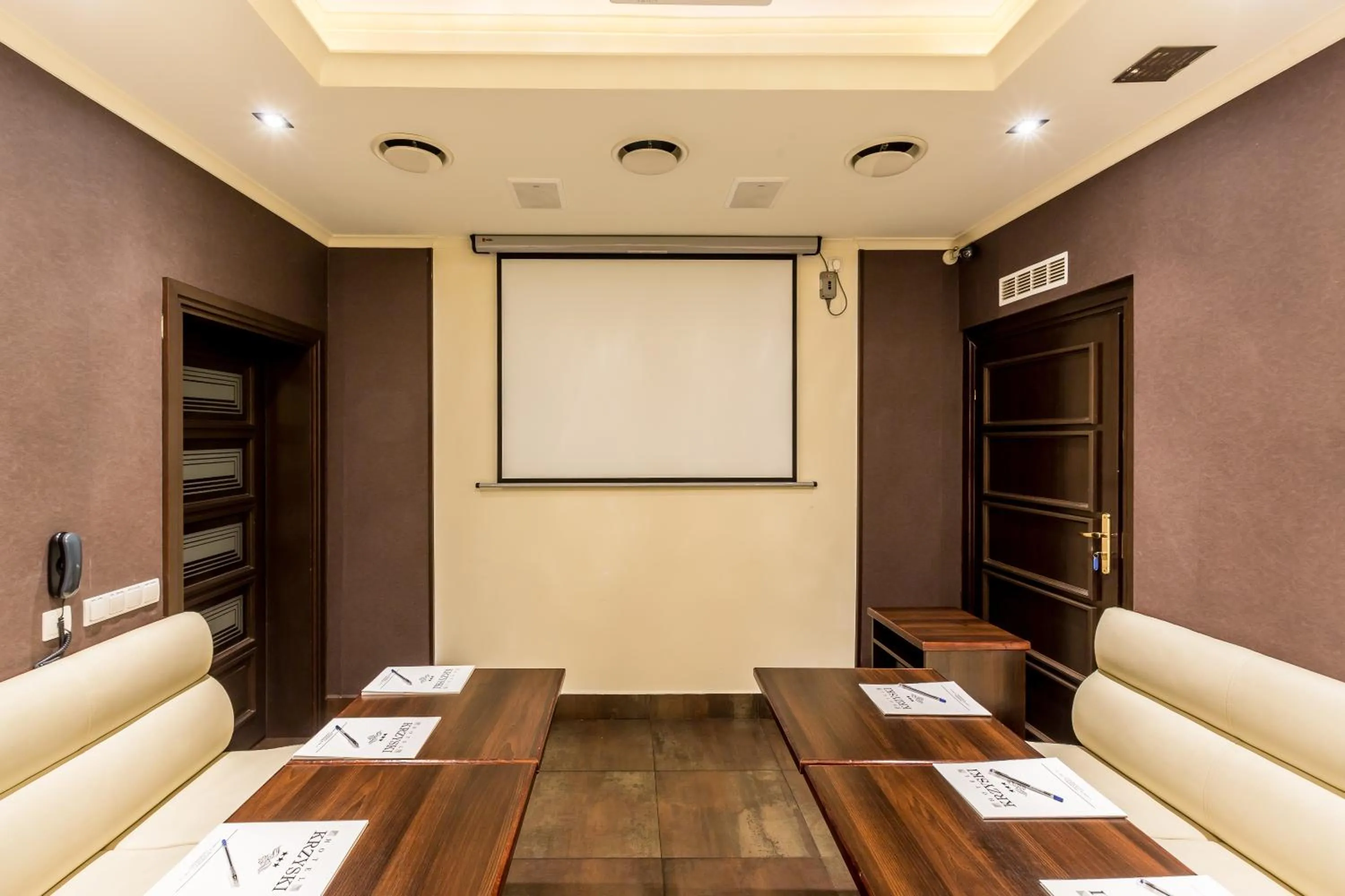 Meeting/conference room in Hotel Krzyski