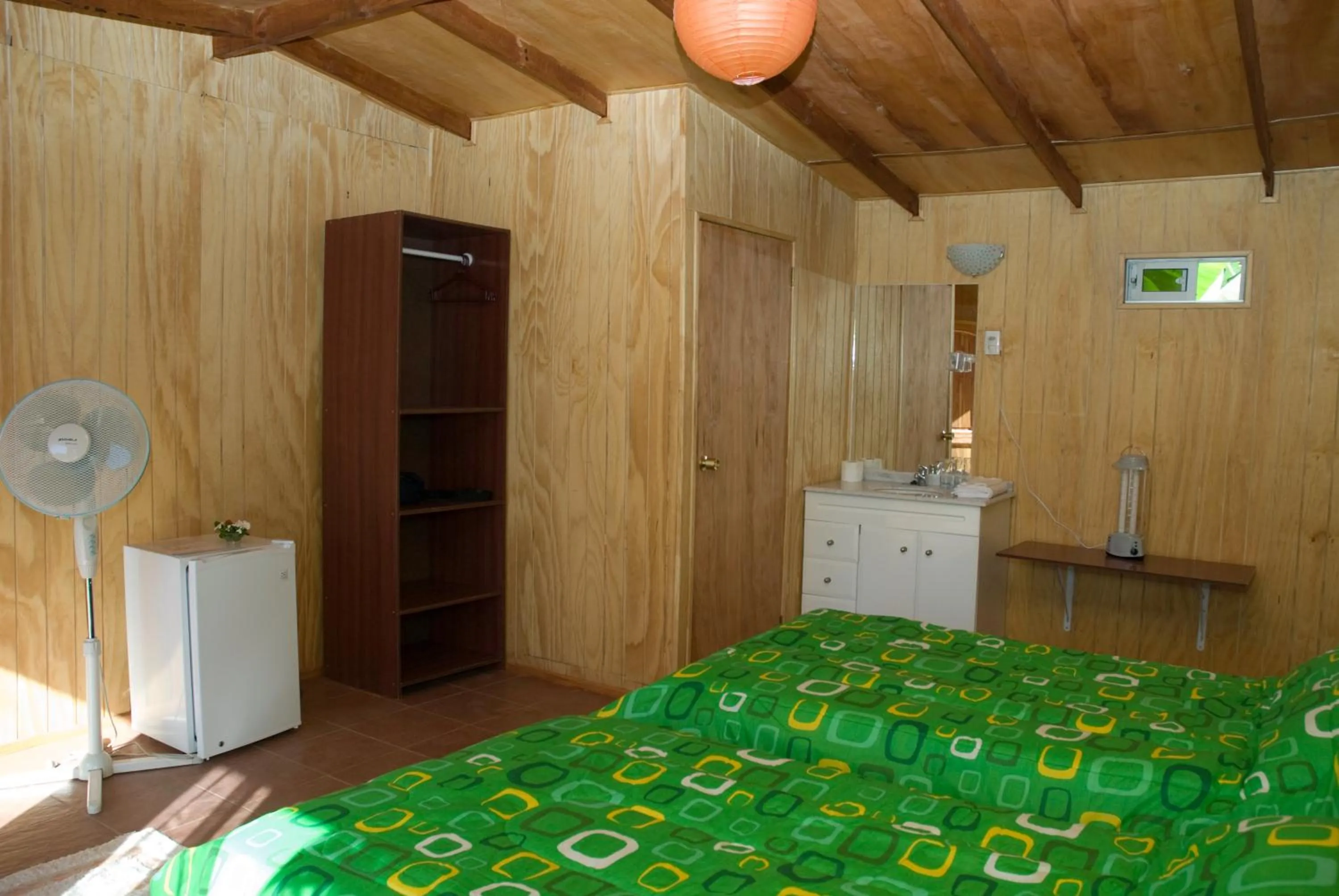 Bed in Kaimana Inn Rapa Nui