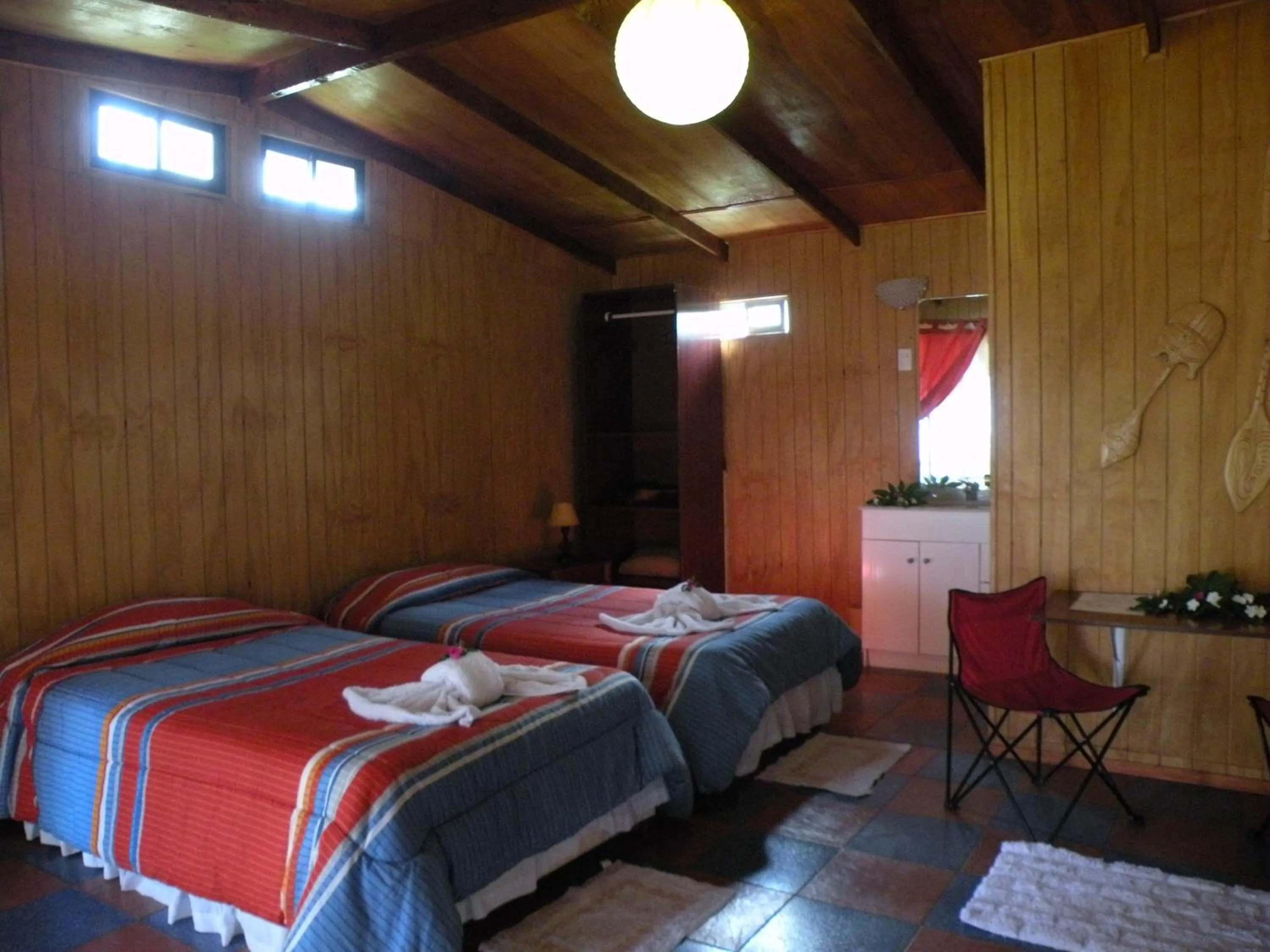 Bed in Kaimana Inn Rapa Nui