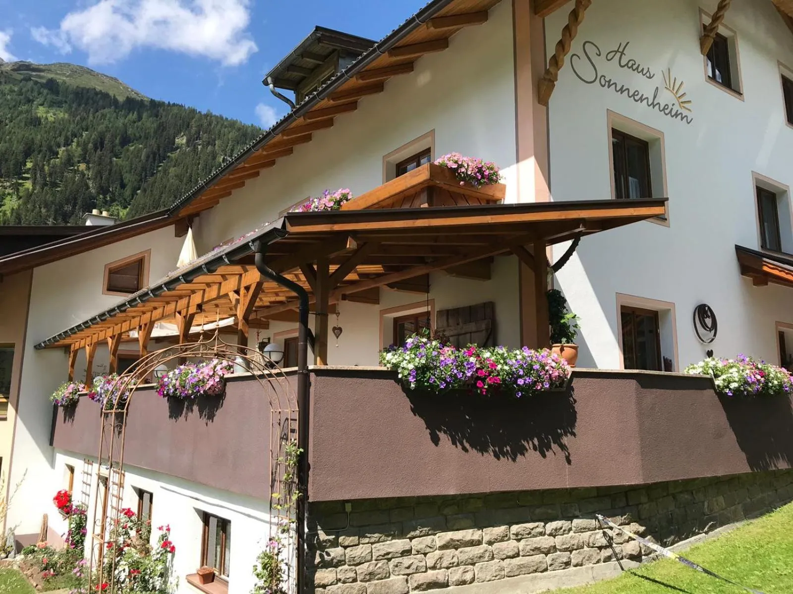 Property building in Apart Sonnenheim