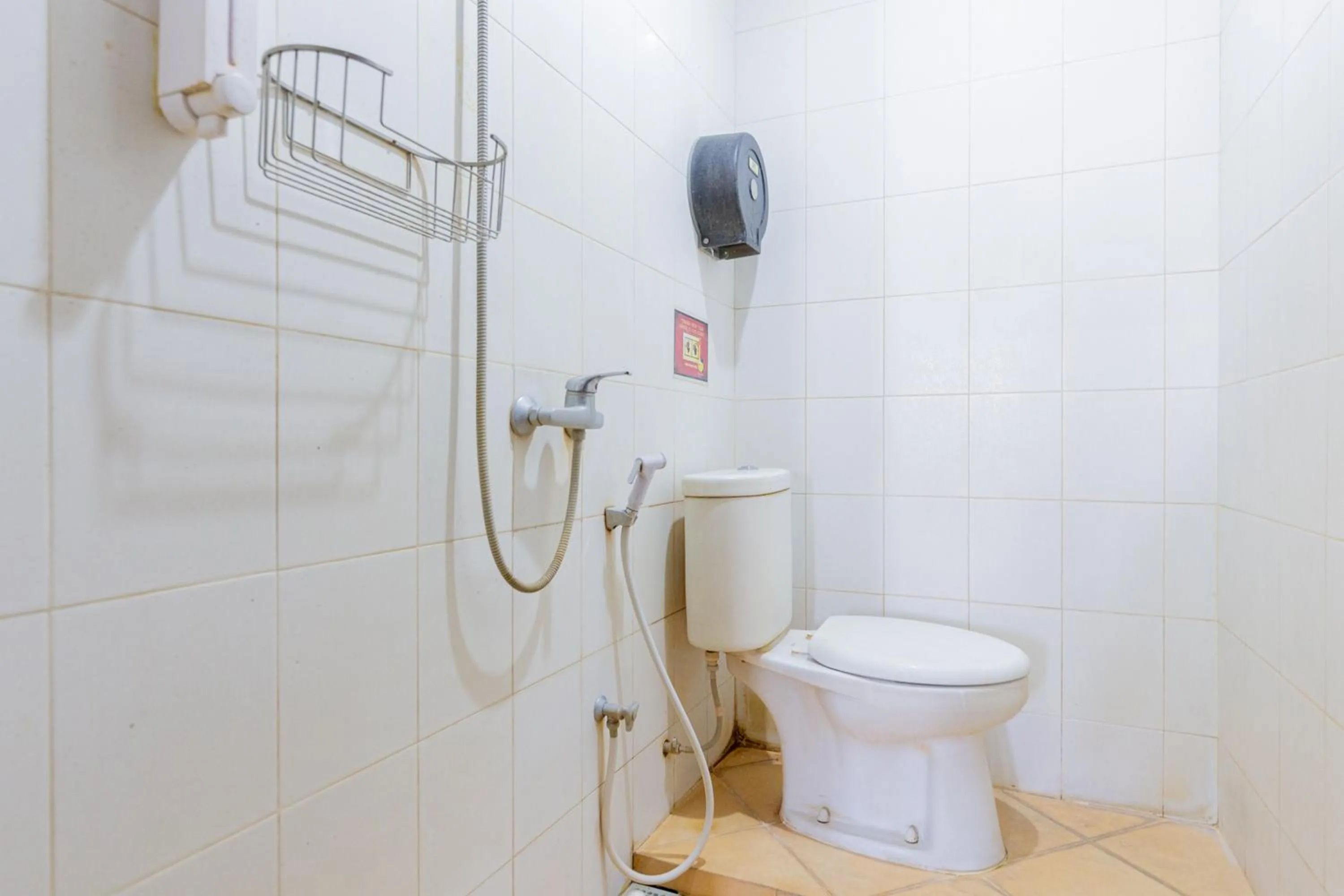 Bathroom in RedDoorz @ Urip Sumoharjo