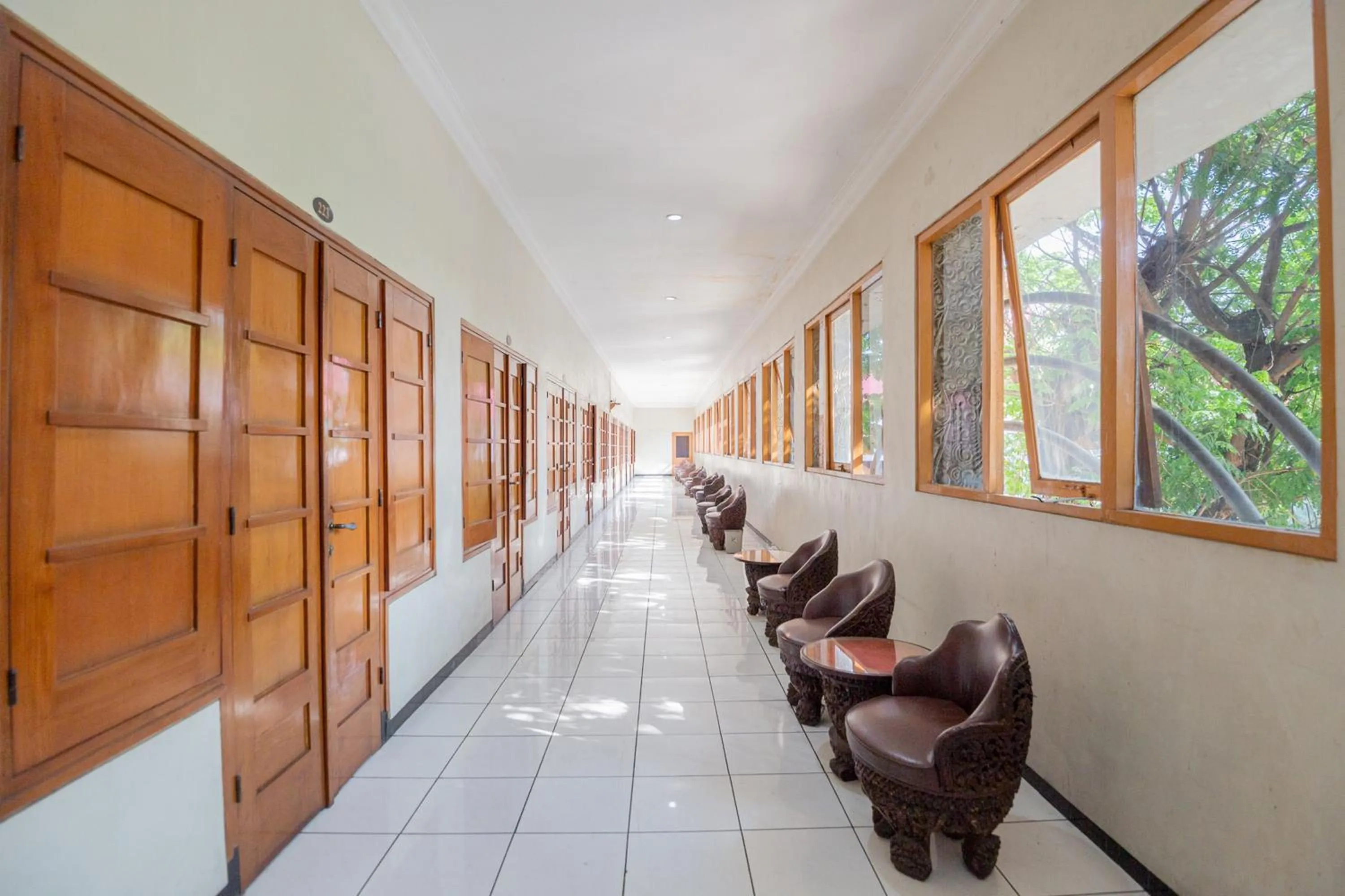 Property building in RedDoorz @ Urip Sumoharjo