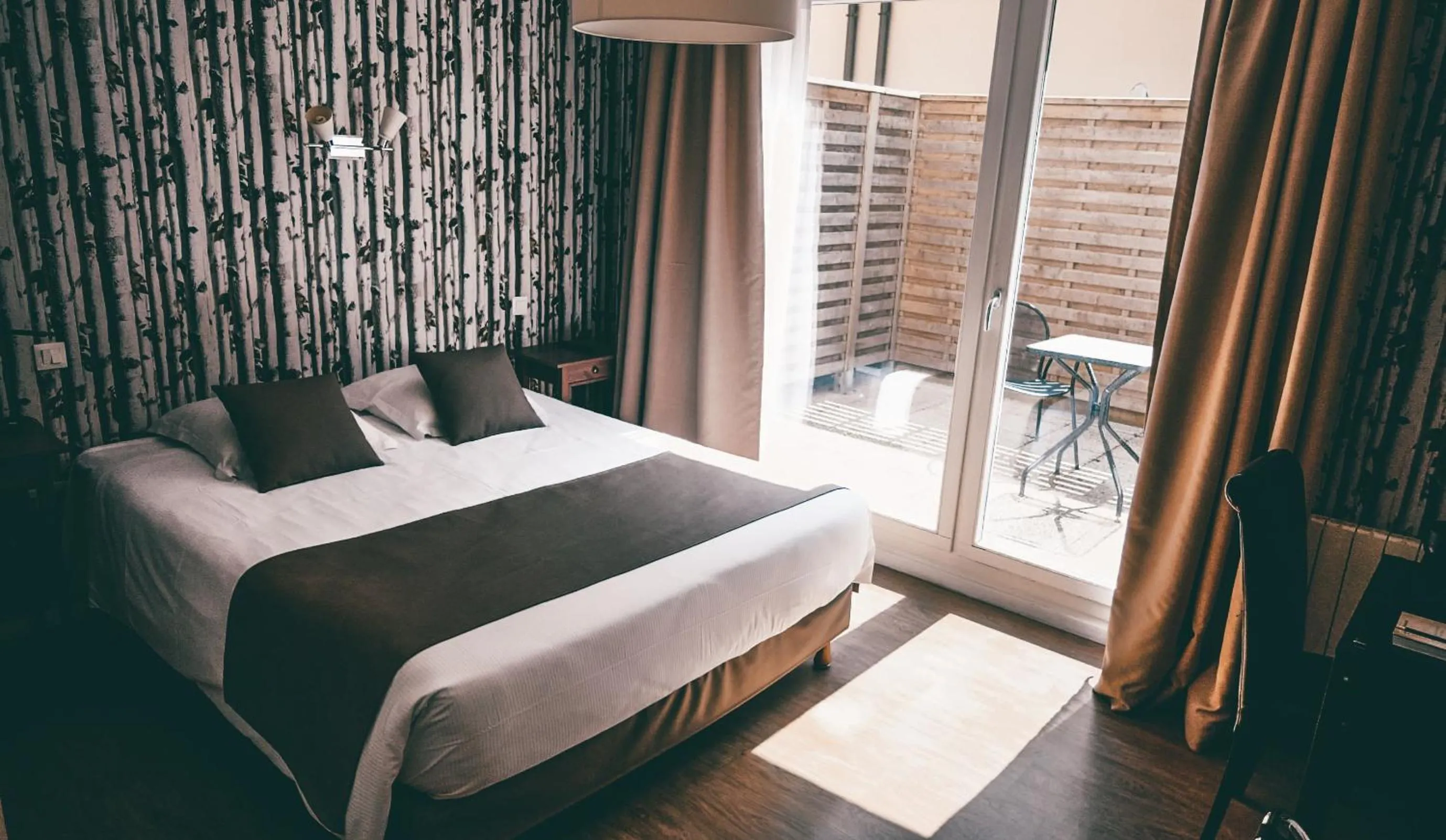 Bed in Logis- Hôtel de la Baie de Wissant & Appartements