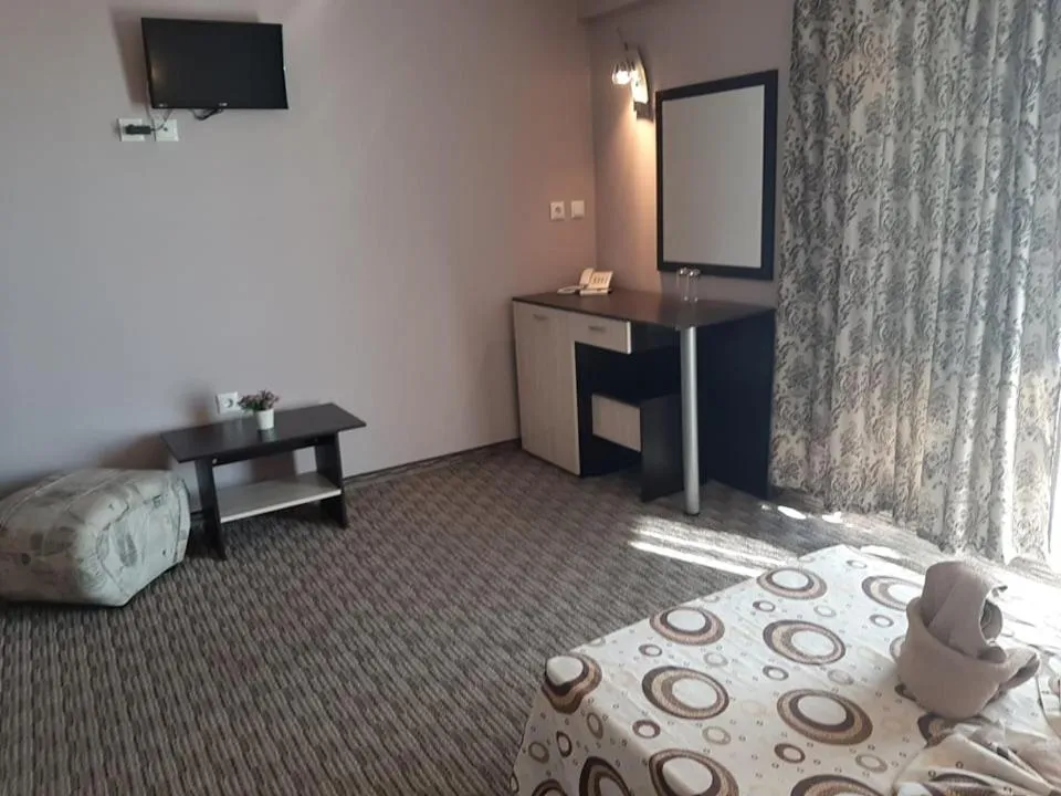 Bed in Hotel Silver - All Inclusive, Free parking