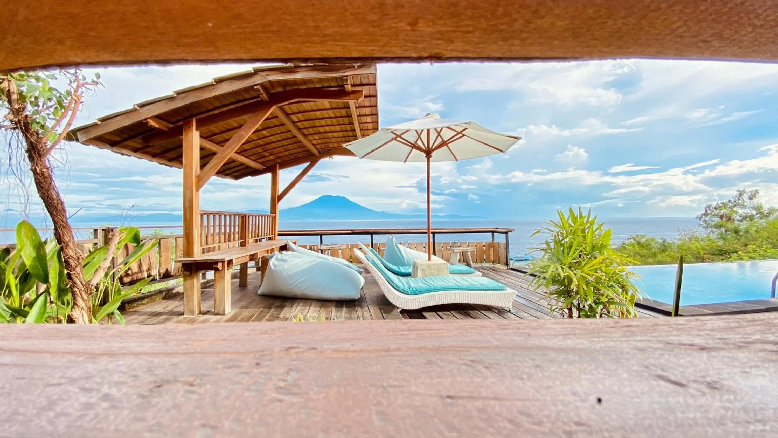 Natural landscape in Daphila Cottage